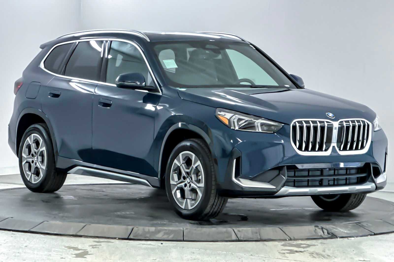 Thumbnail: 2026 BMW X1 - 9
