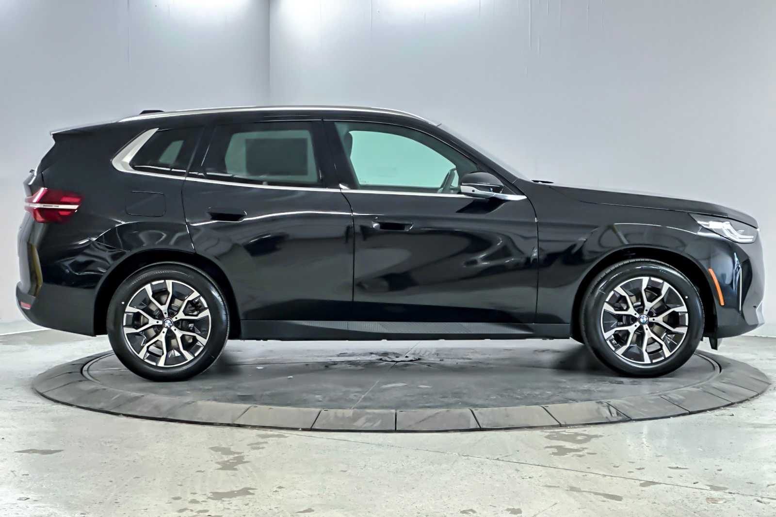 Thumbnail: 2026 BMW X3 - 8