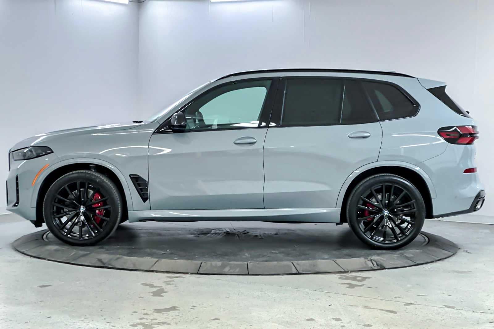 Thumbnail: 2026 BMW X5 - 5