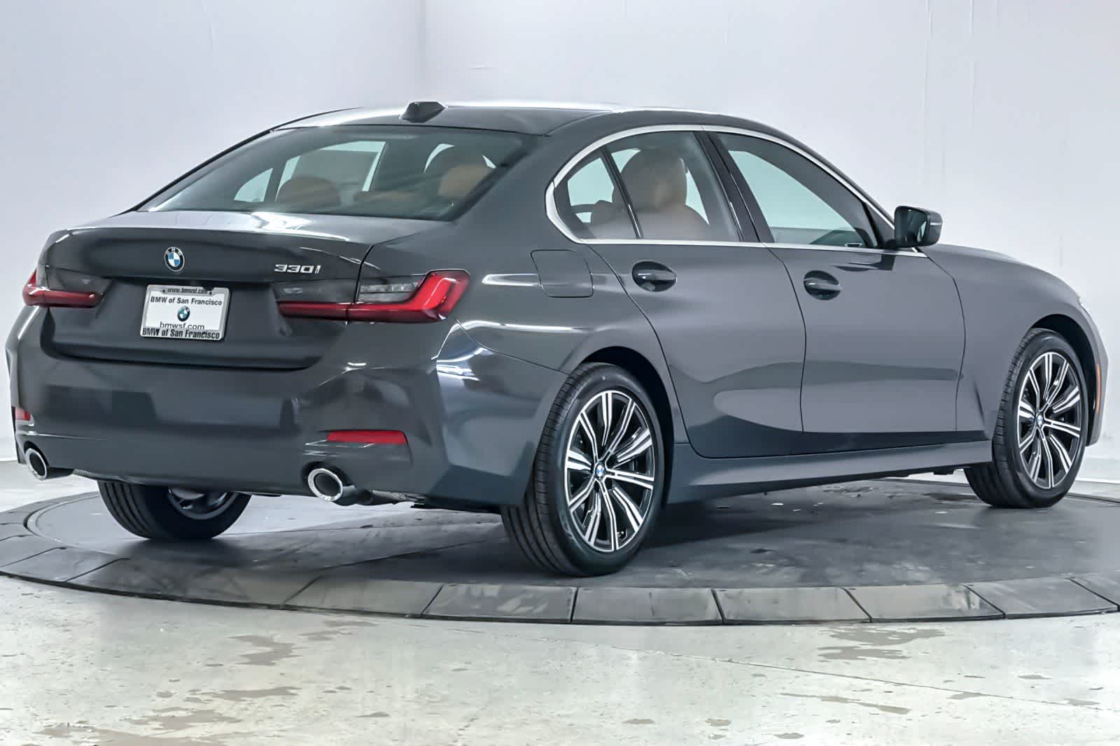 Thumbnail: 2026 BMW 3 Series - 2