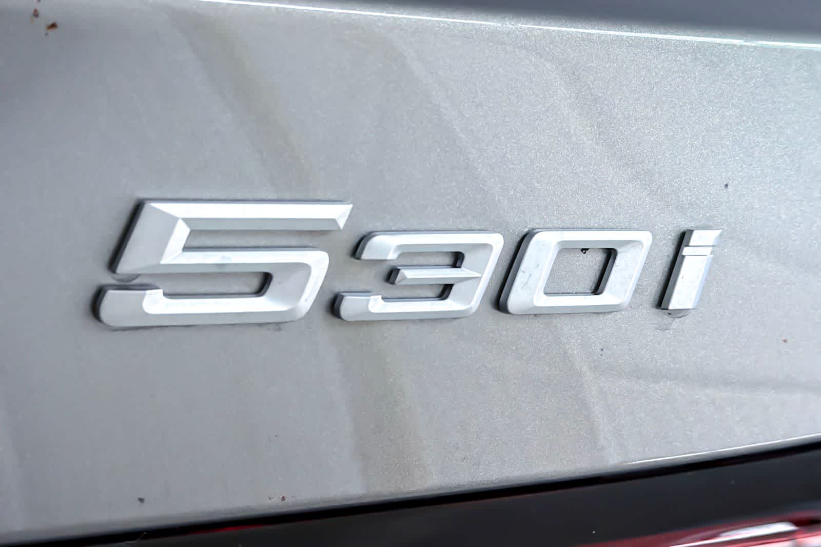 Thumbnail: 2026 BMW 5 Series - 25