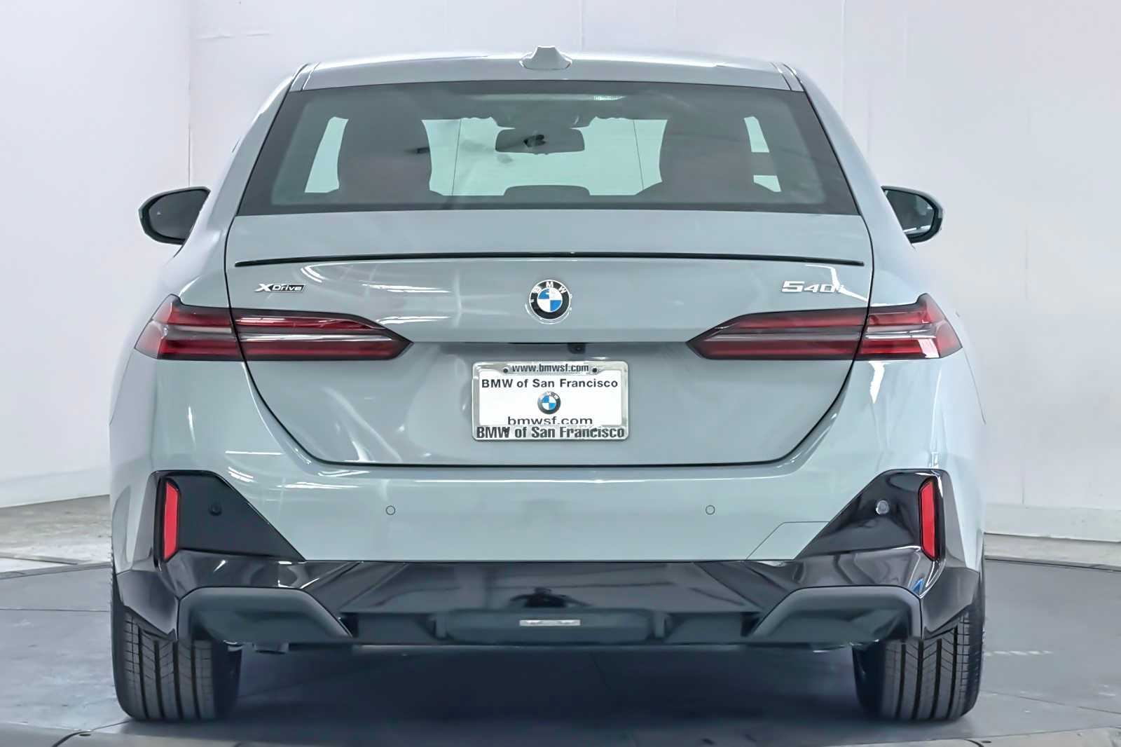 Thumbnail: 2026 BMW 5 Series - 7