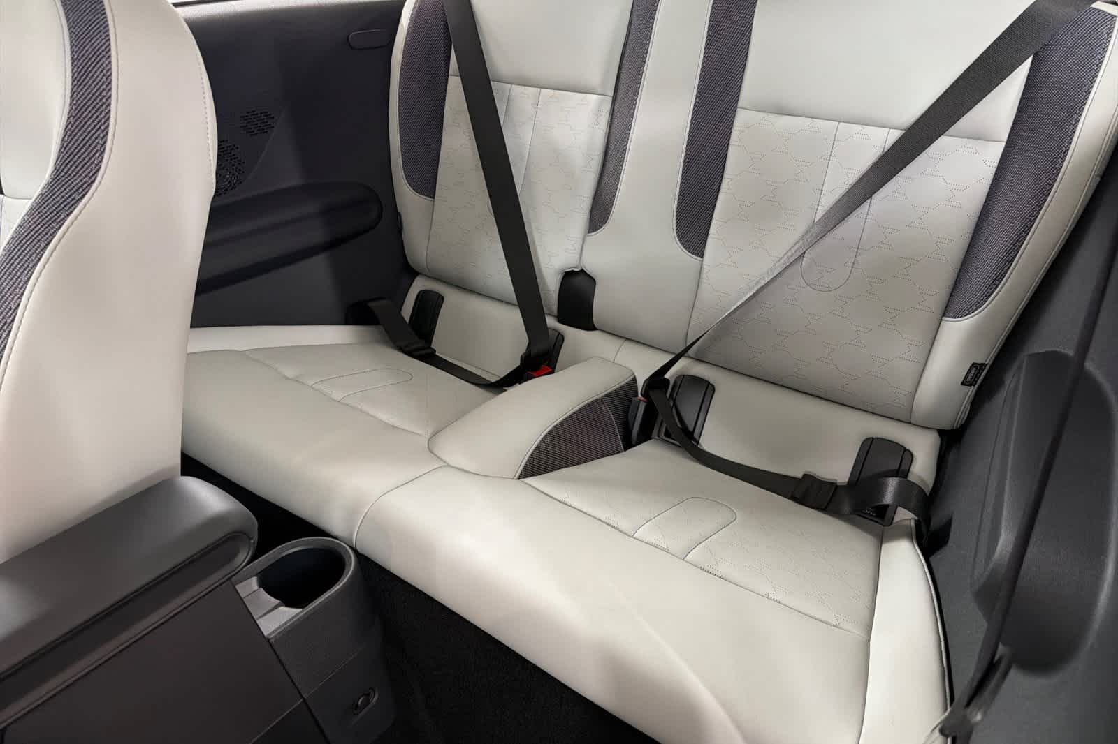 Thumbnail: 2025 MINI Cooper Hardtop - 4