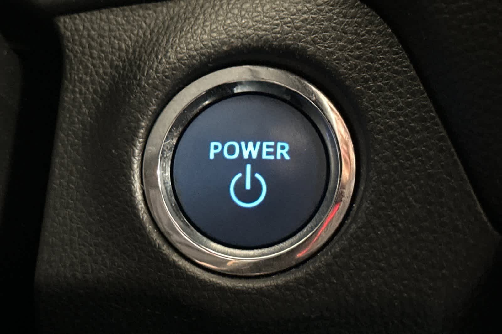 Thumbnail: 2019 Toyota RAV4 - 23