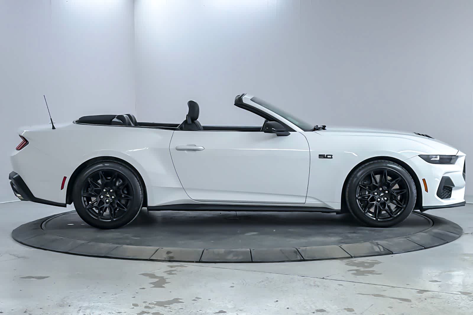 Thumbnail: 2024 Ford Mustang - 8