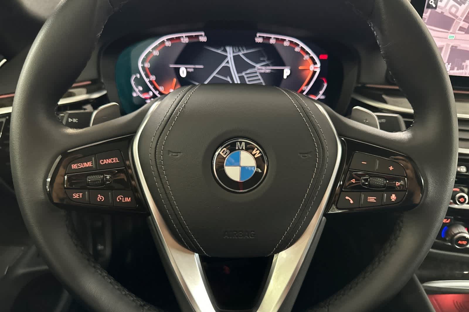 Thumbnail: 2023 BMW 5 Series - 23