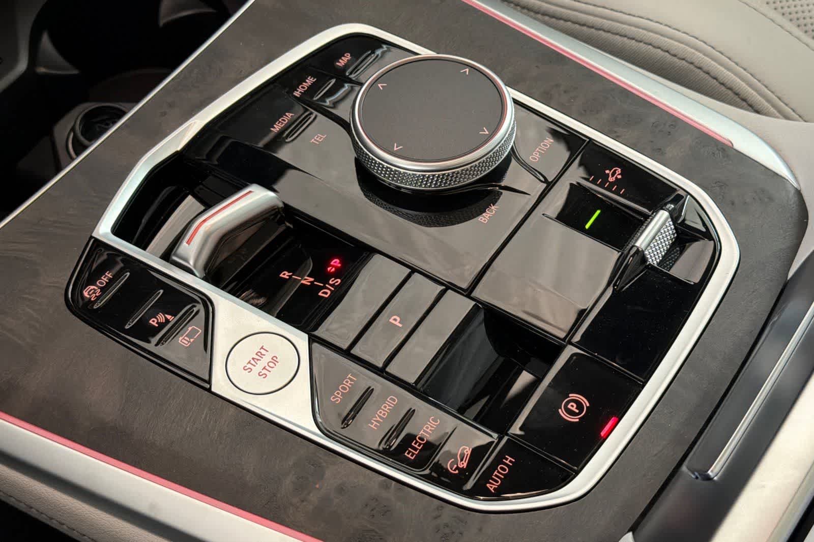 Thumbnail: 2026 BMW X5 - 22
