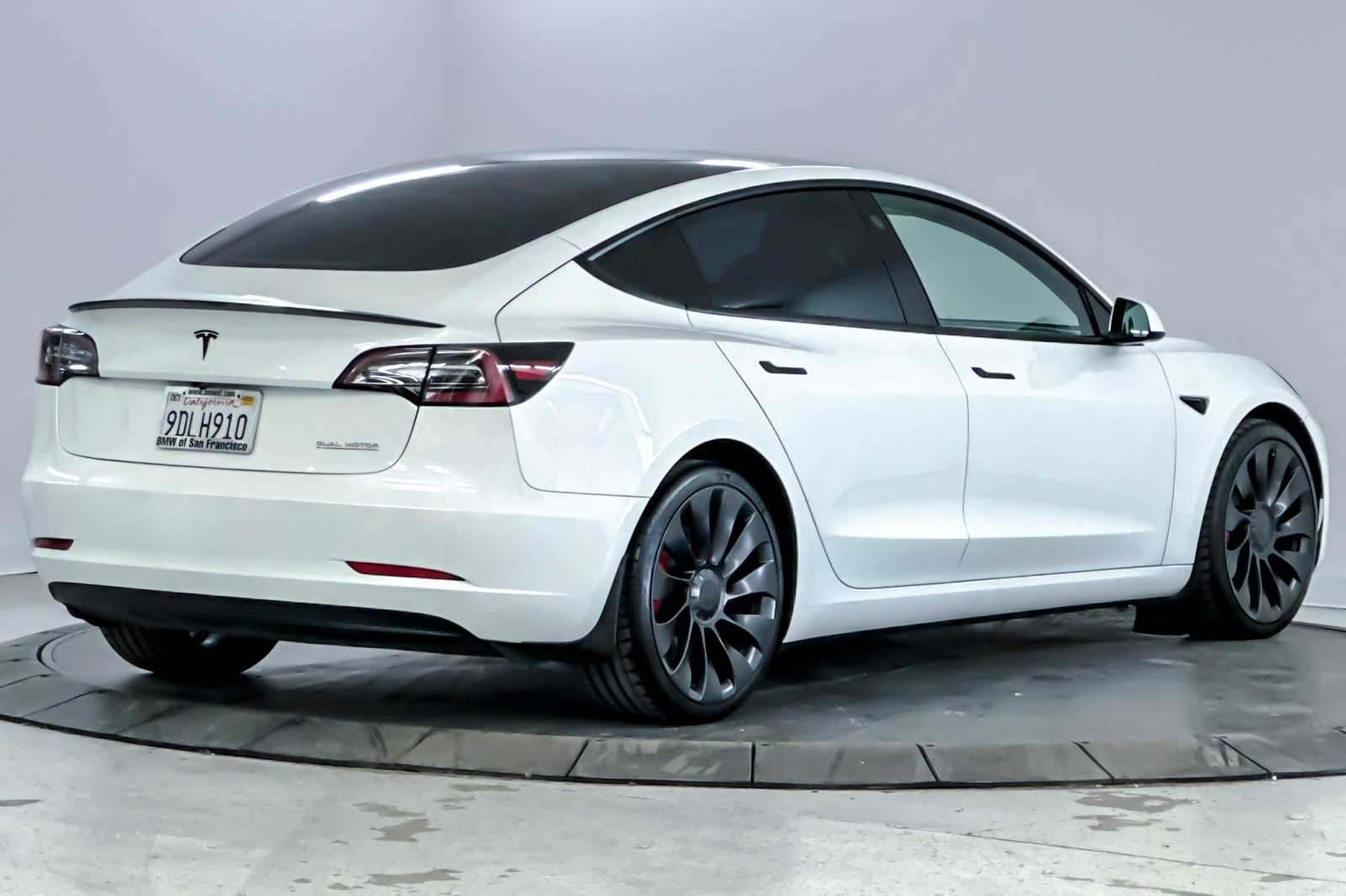 Thumbnail: 2023 Tesla Model 3 - 2