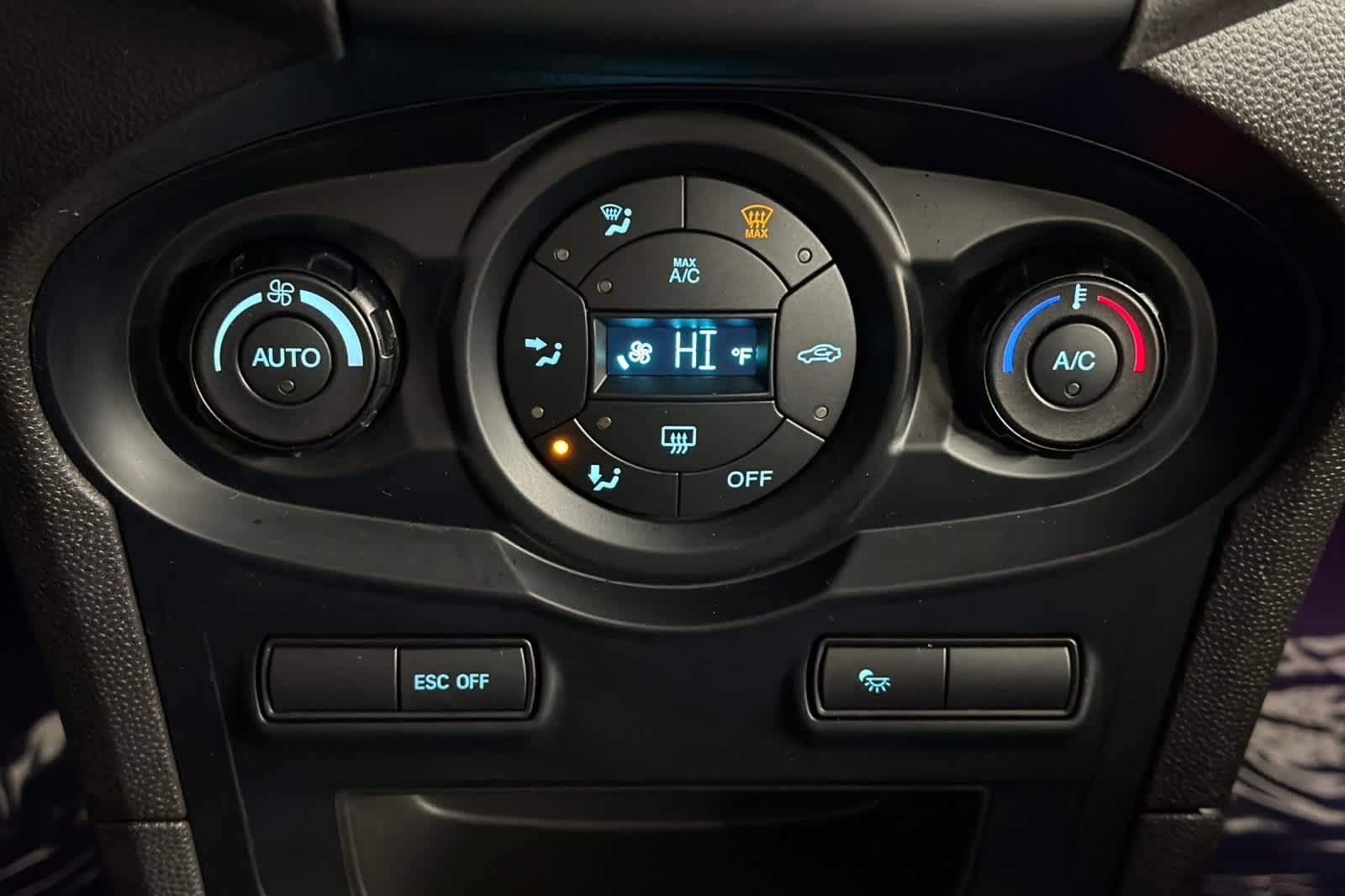 Thumbnail: 2014 Ford Fiesta - 19