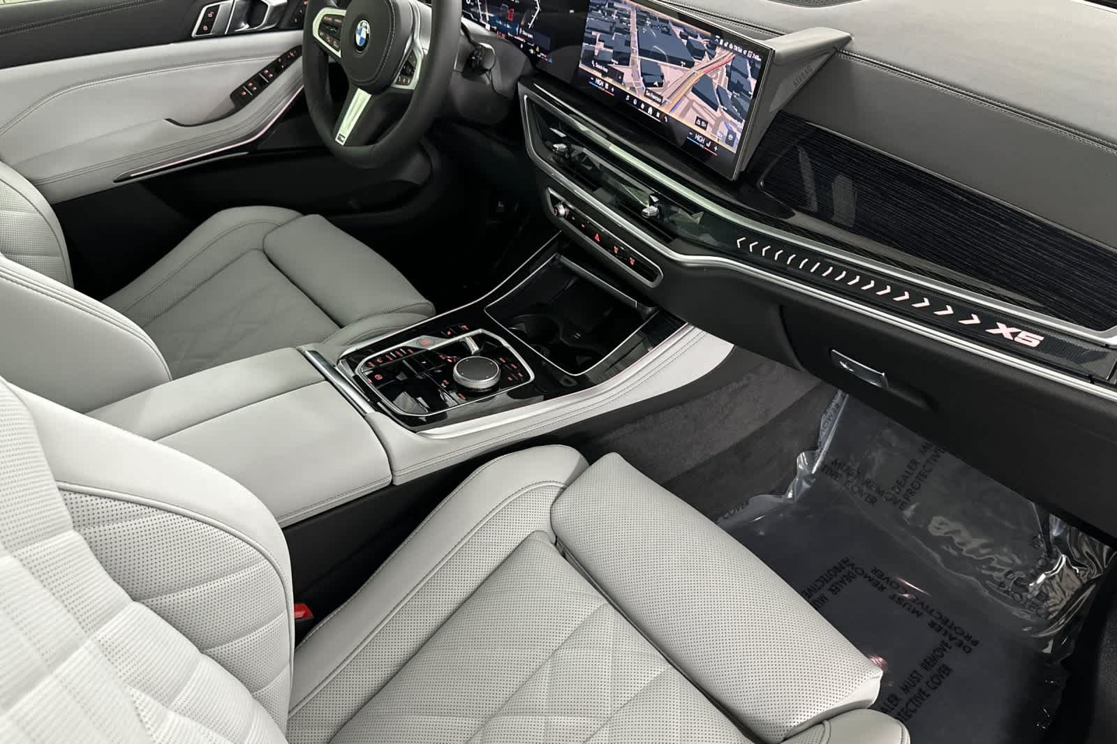 Thumbnail: 2026 BMW X5 - 16