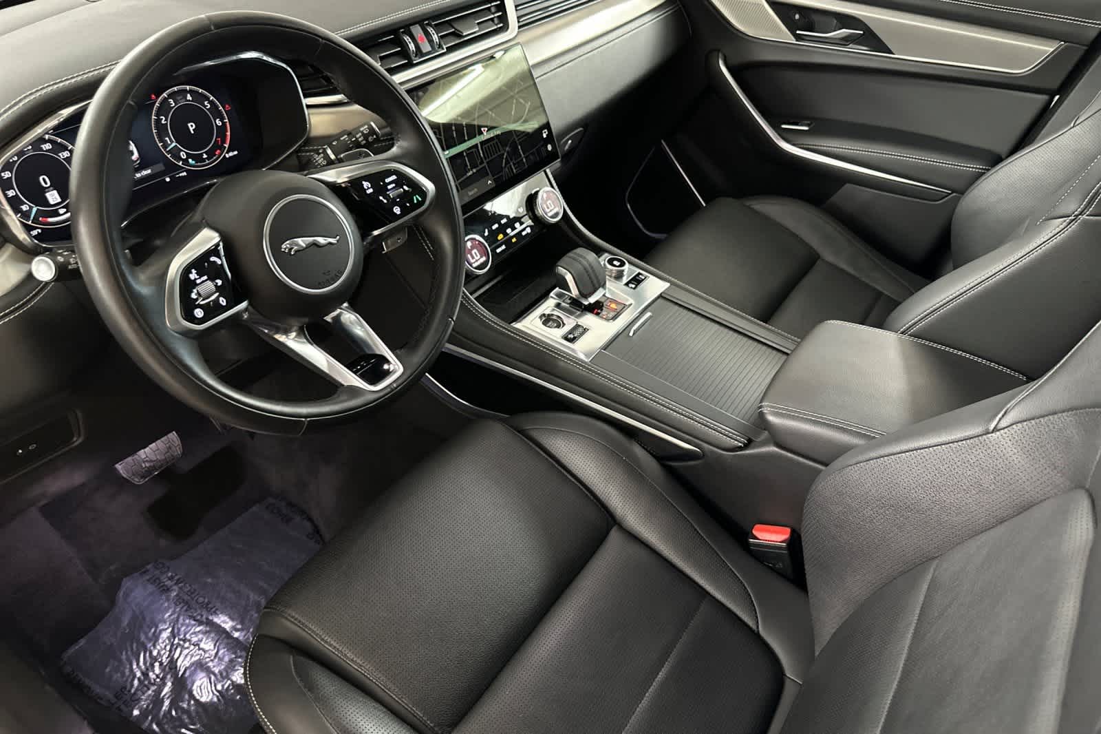 Thumbnail: 2025 Jaguar F-Pace - 11