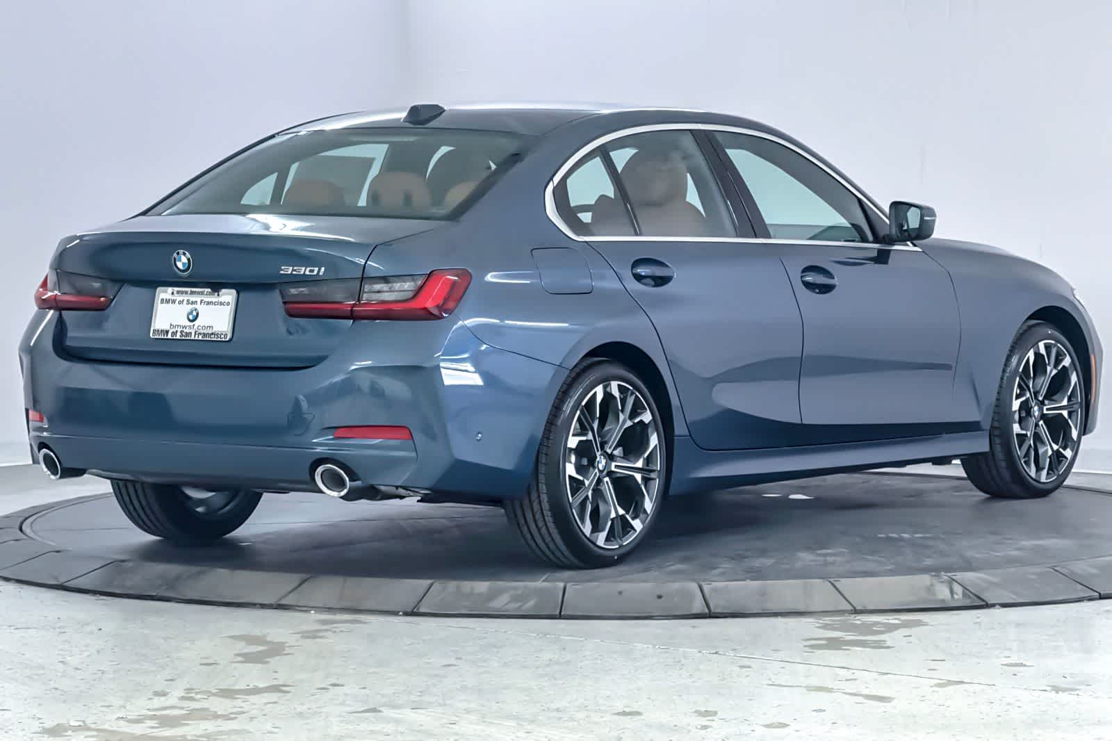 Thumbnail: 2026 BMW 3 Series - 2