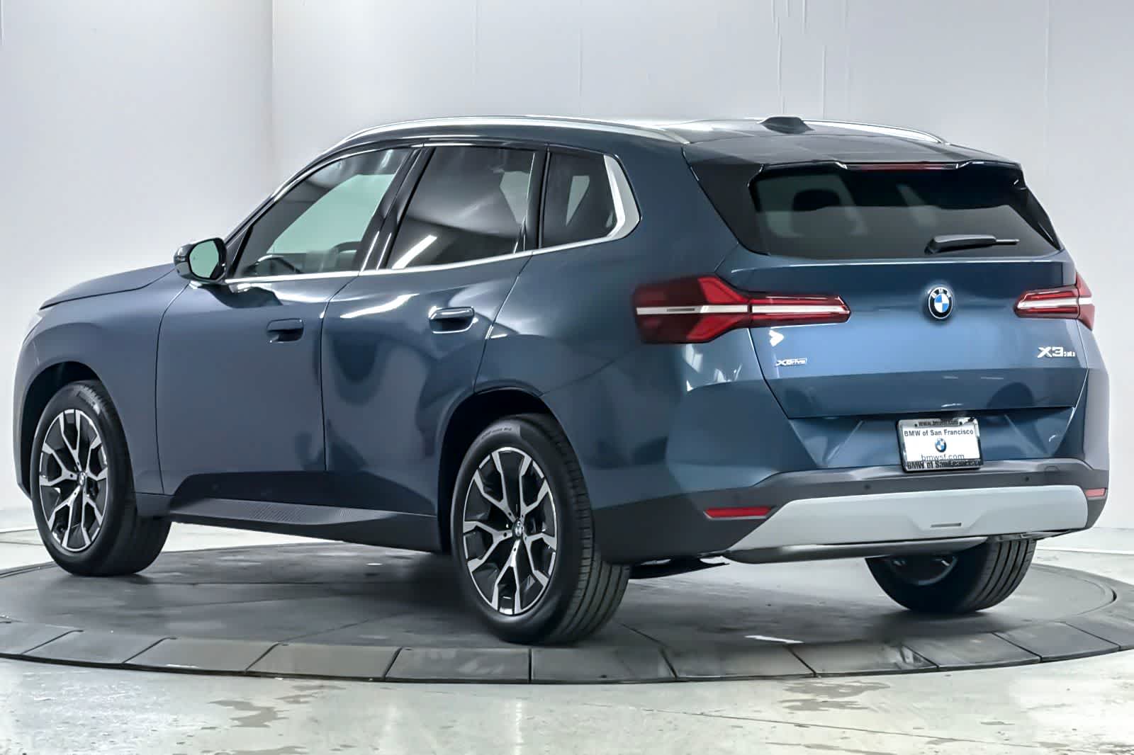 Thumbnail: 2026 BMW X3 - 6