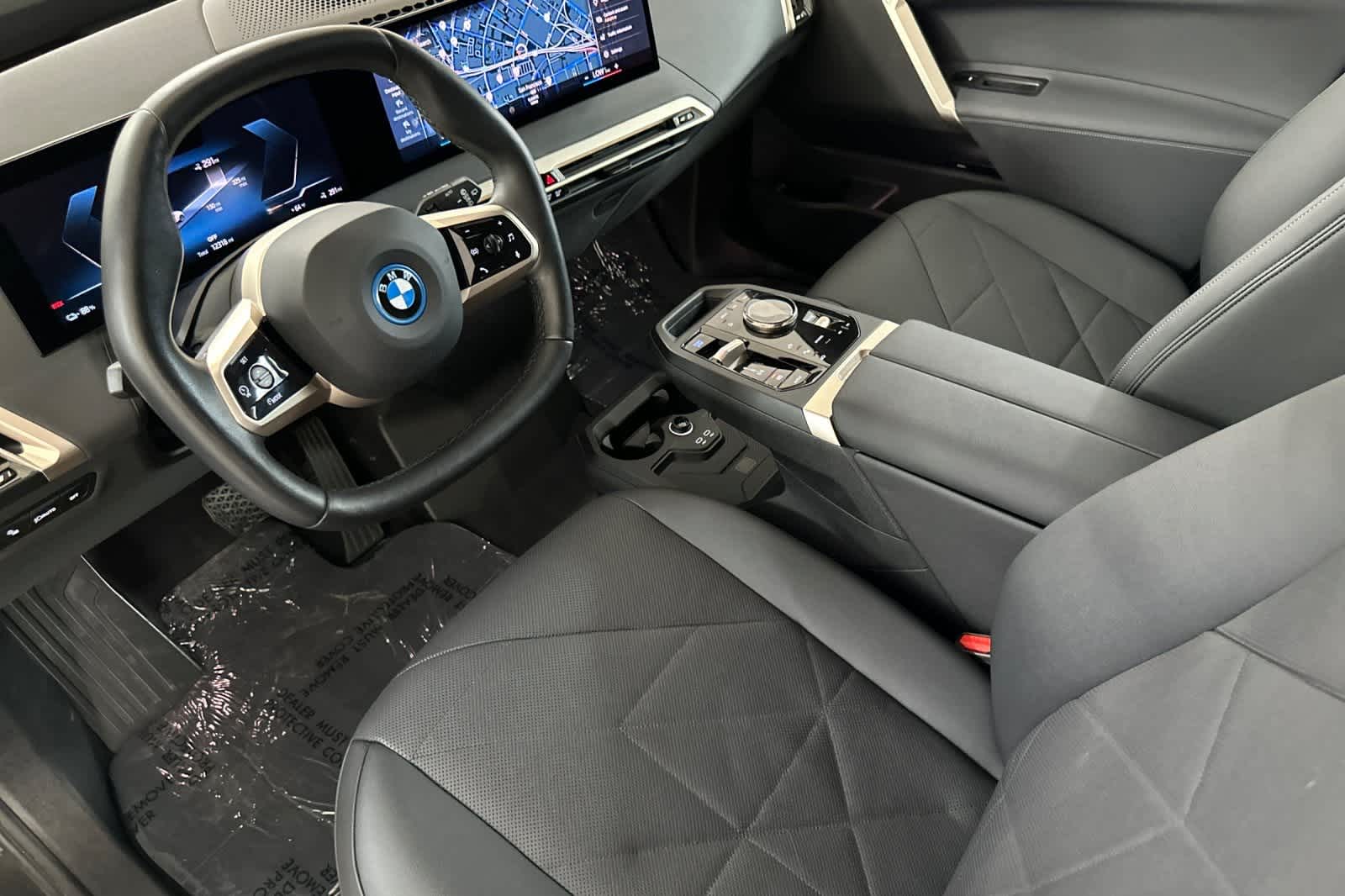 Thumbnail: 2022 BMW iX - 11