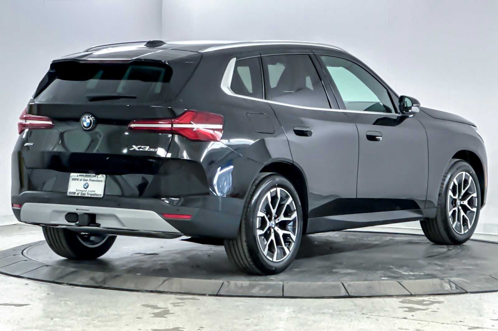 Thumbnail: 2026 BMW X3 - 2