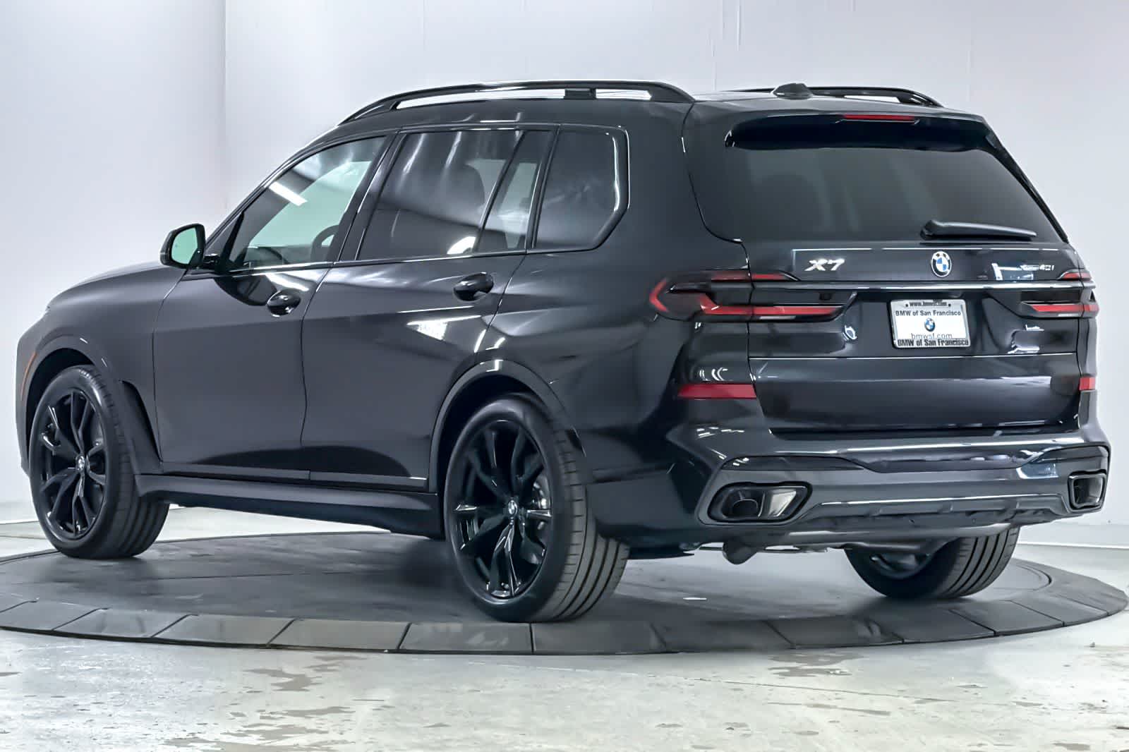 Thumbnail: 2027 BMW X7 - 6