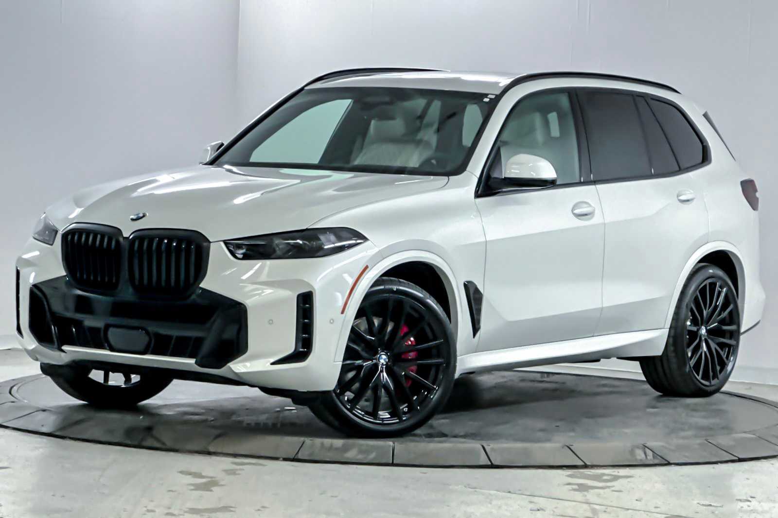 Thumbnail: 2026 BMW X5 - 1