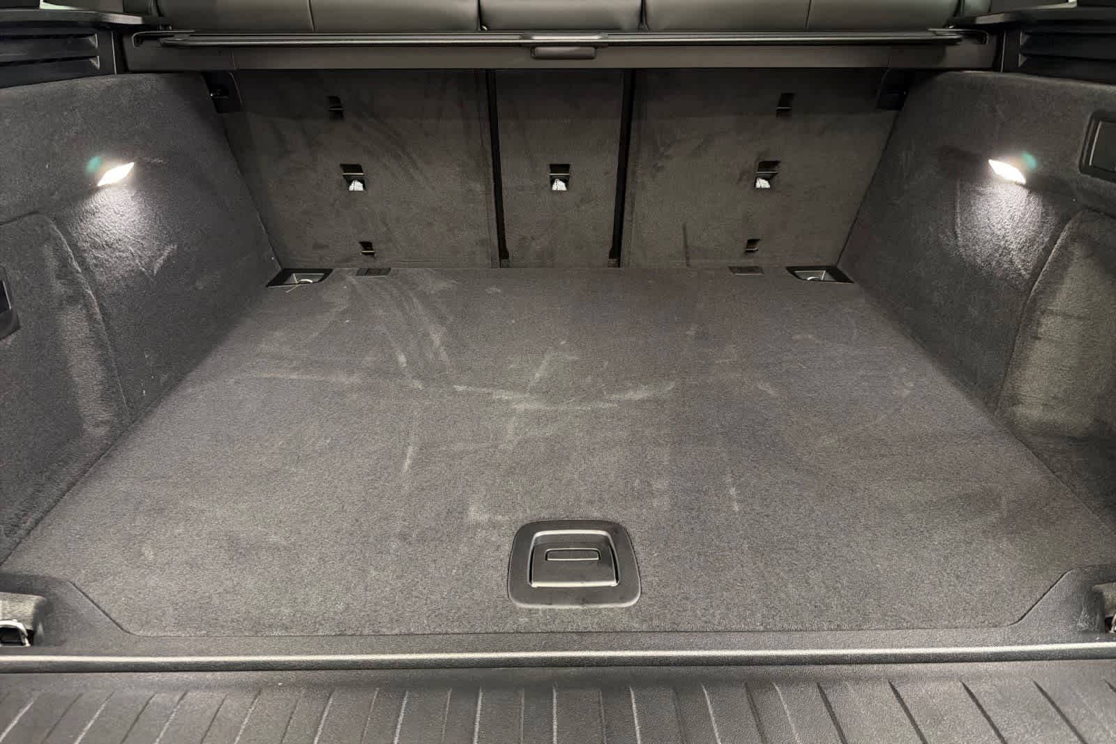 Thumbnail: 2026 BMW X5 - 15