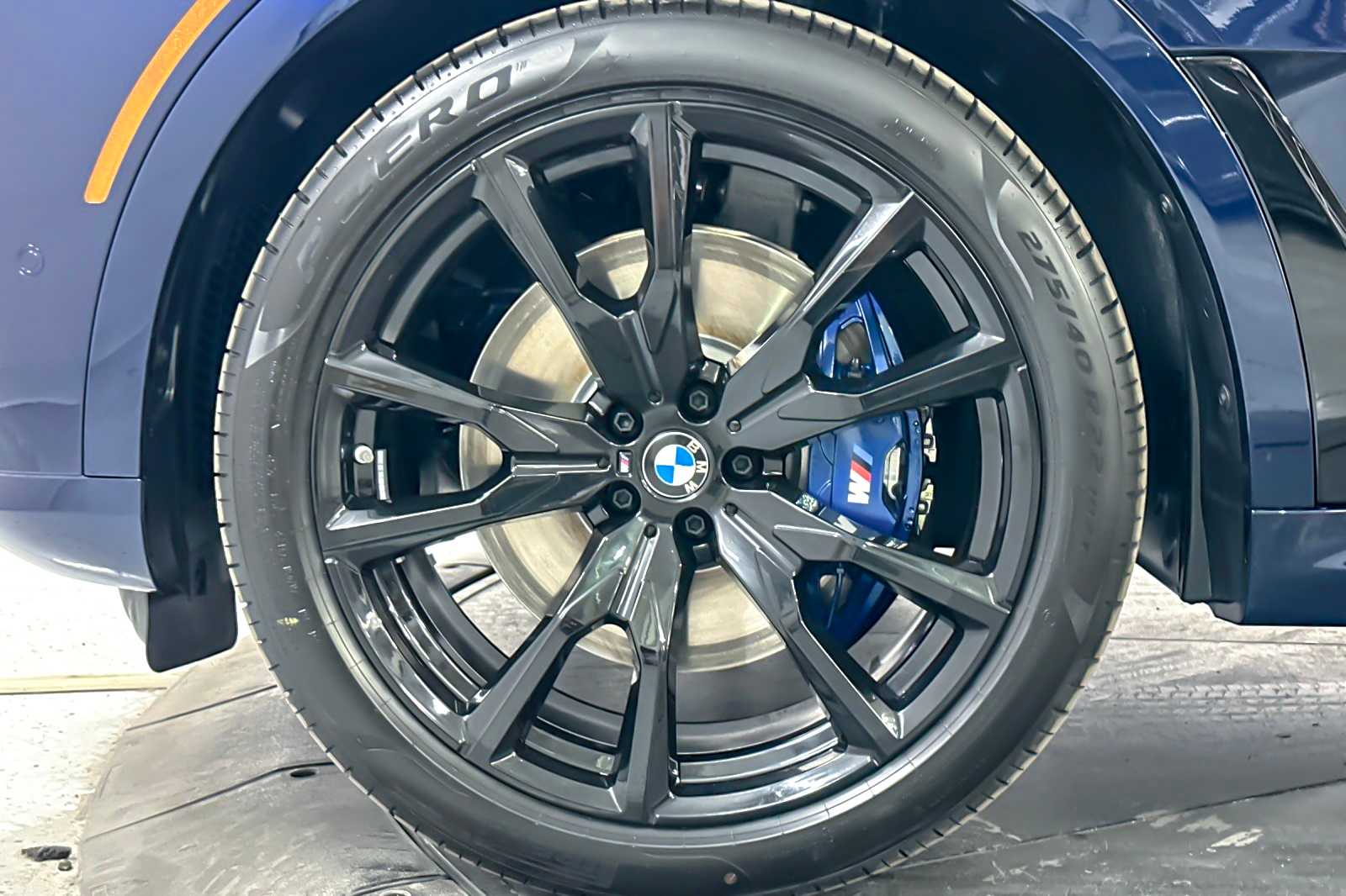 Thumbnail: 2026 BMW X7 - 25