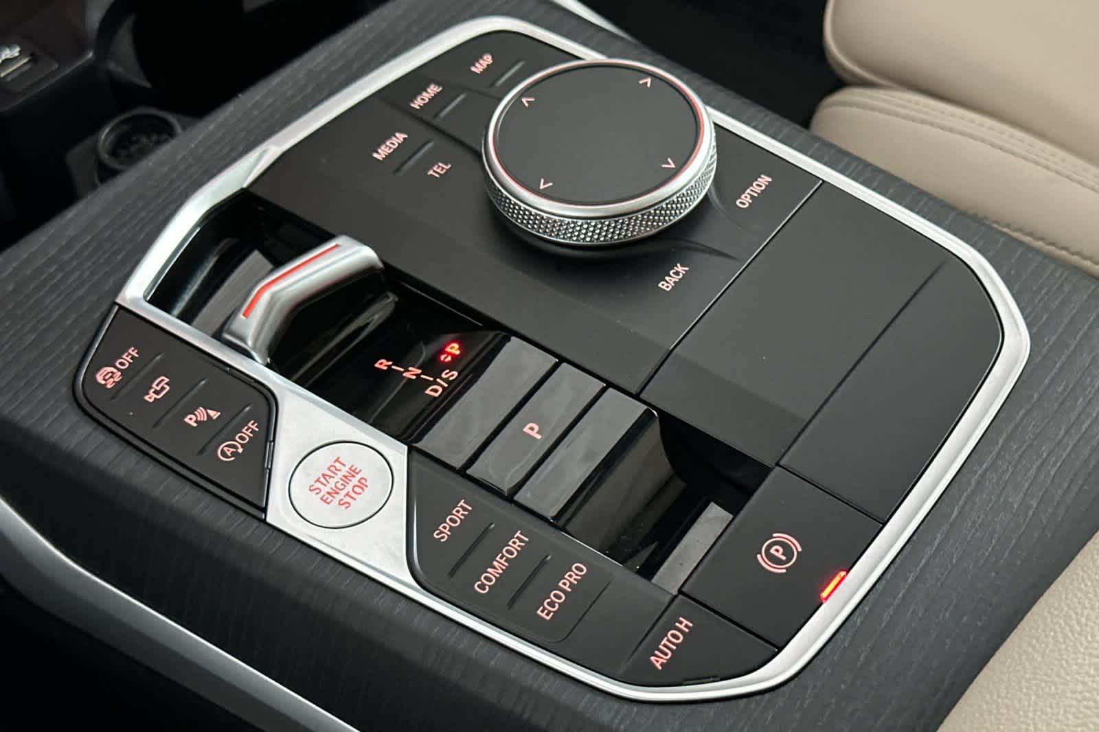 Thumbnail: 2025 BMW 4 Series - 21