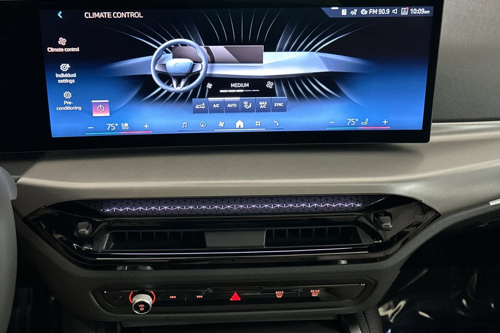 Thumbnail: 2026 BMW 2 Series - 20