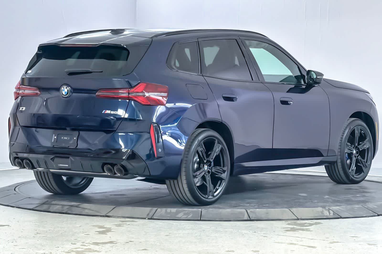 Thumbnail: 2026 BMW X3 - 2