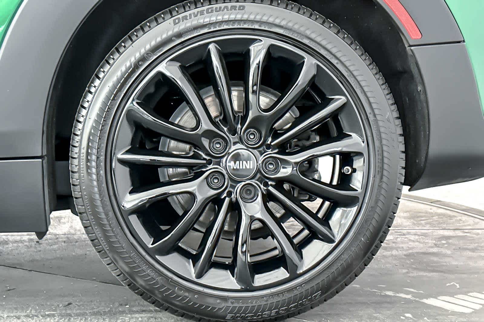 Thumbnail: 2020 MINI Cooper Clubman - 27