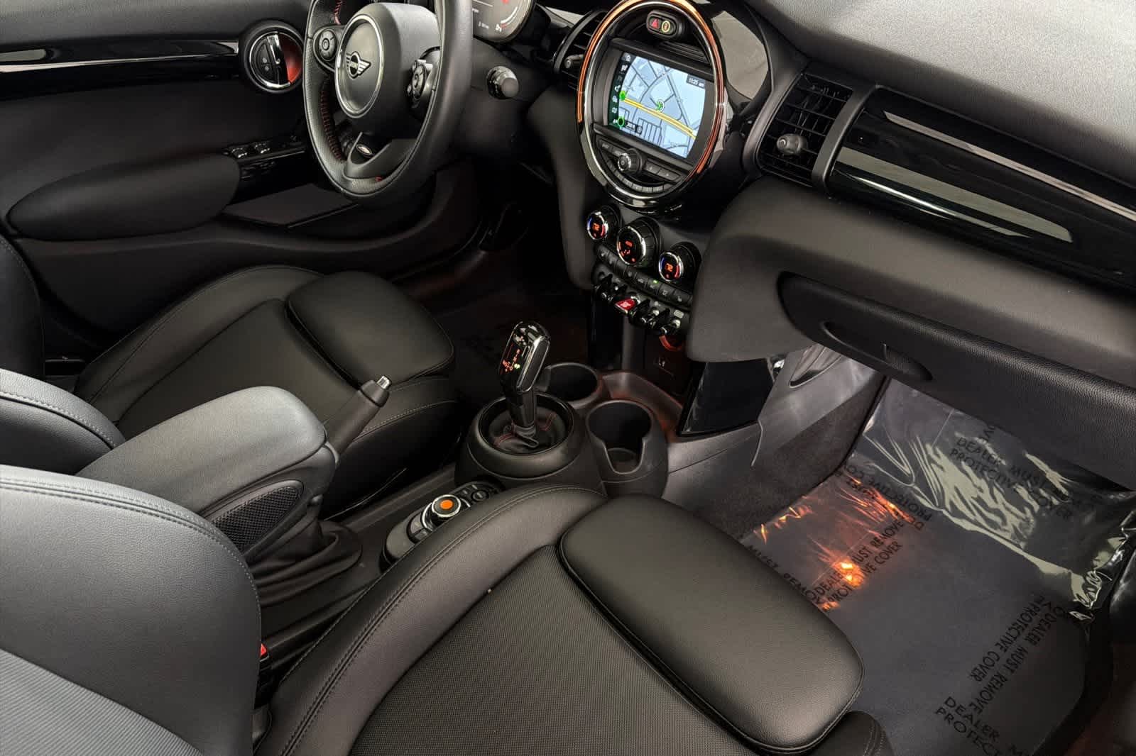 Thumbnail: 2021 MINI Cooper Hardtop - 16