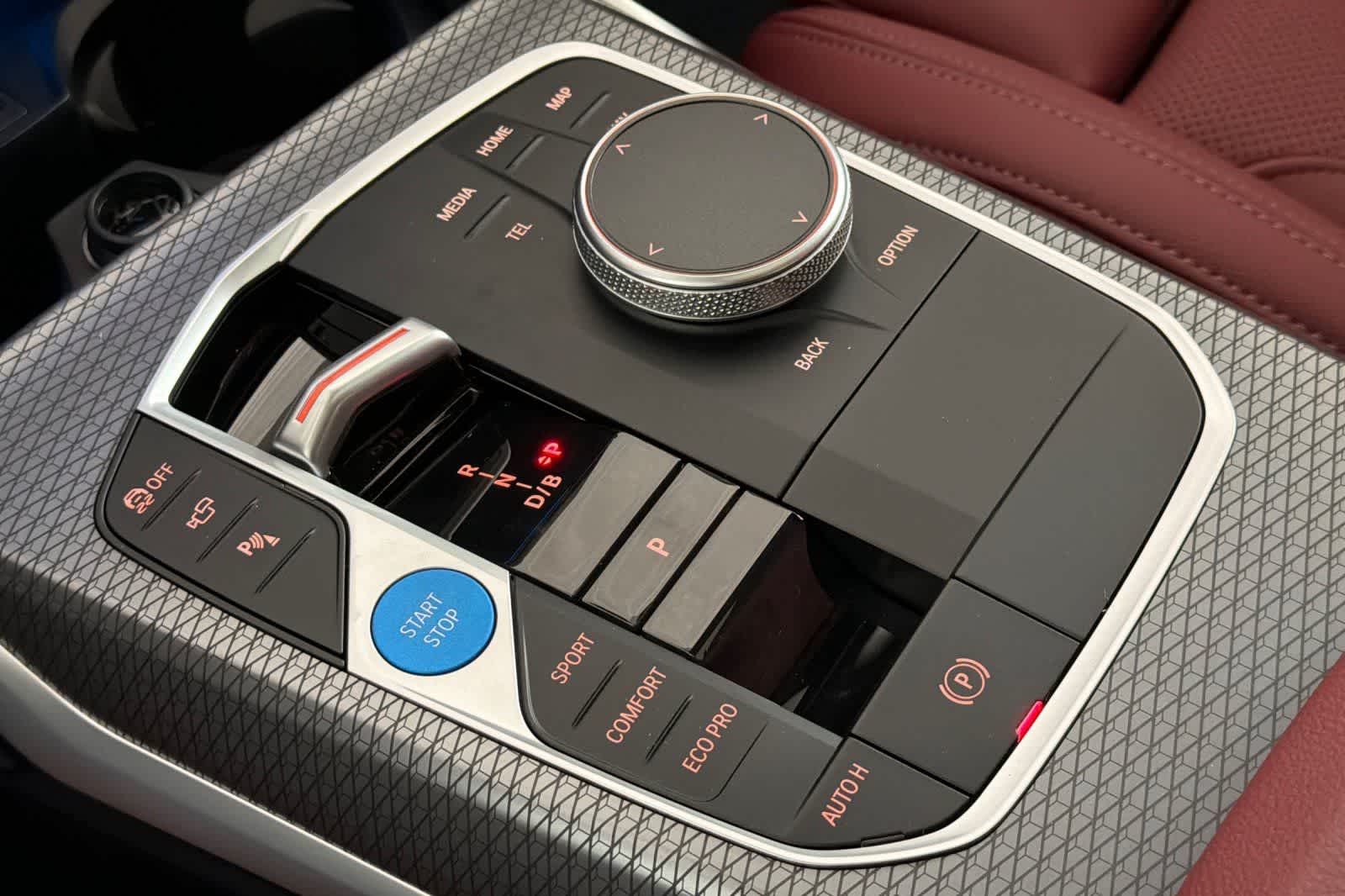 Thumbnail: 2026 BMW i4 - 21