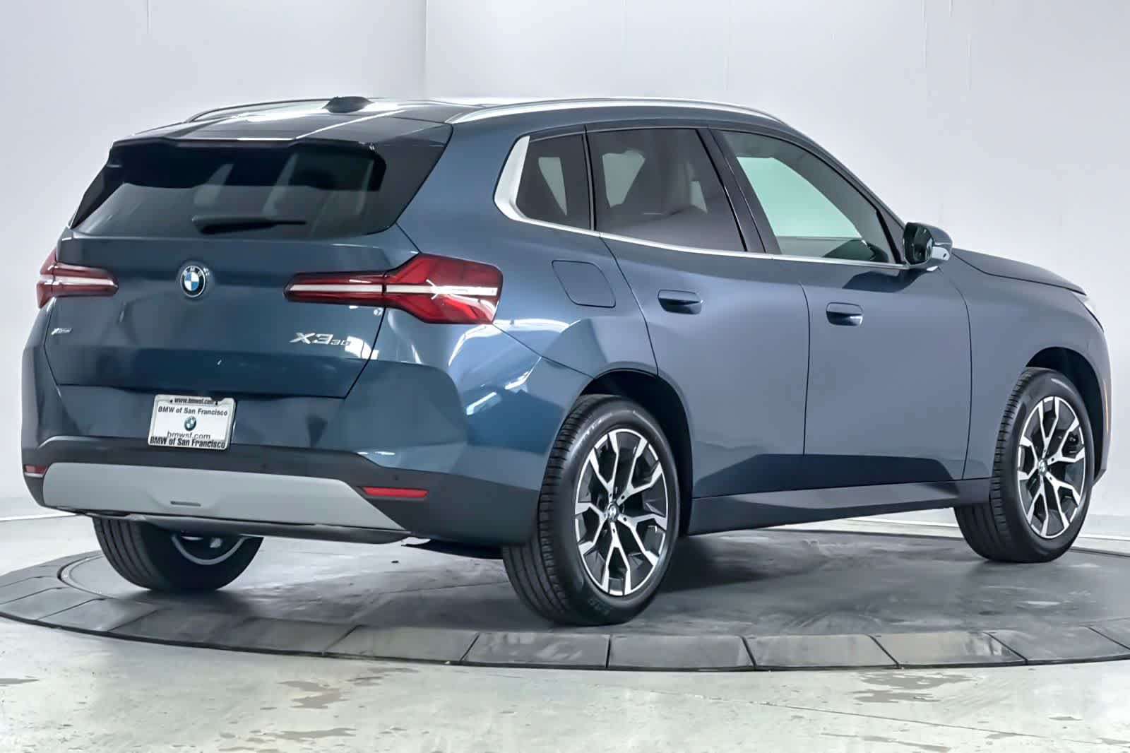 Thumbnail: 2026 BMW X3 - 2