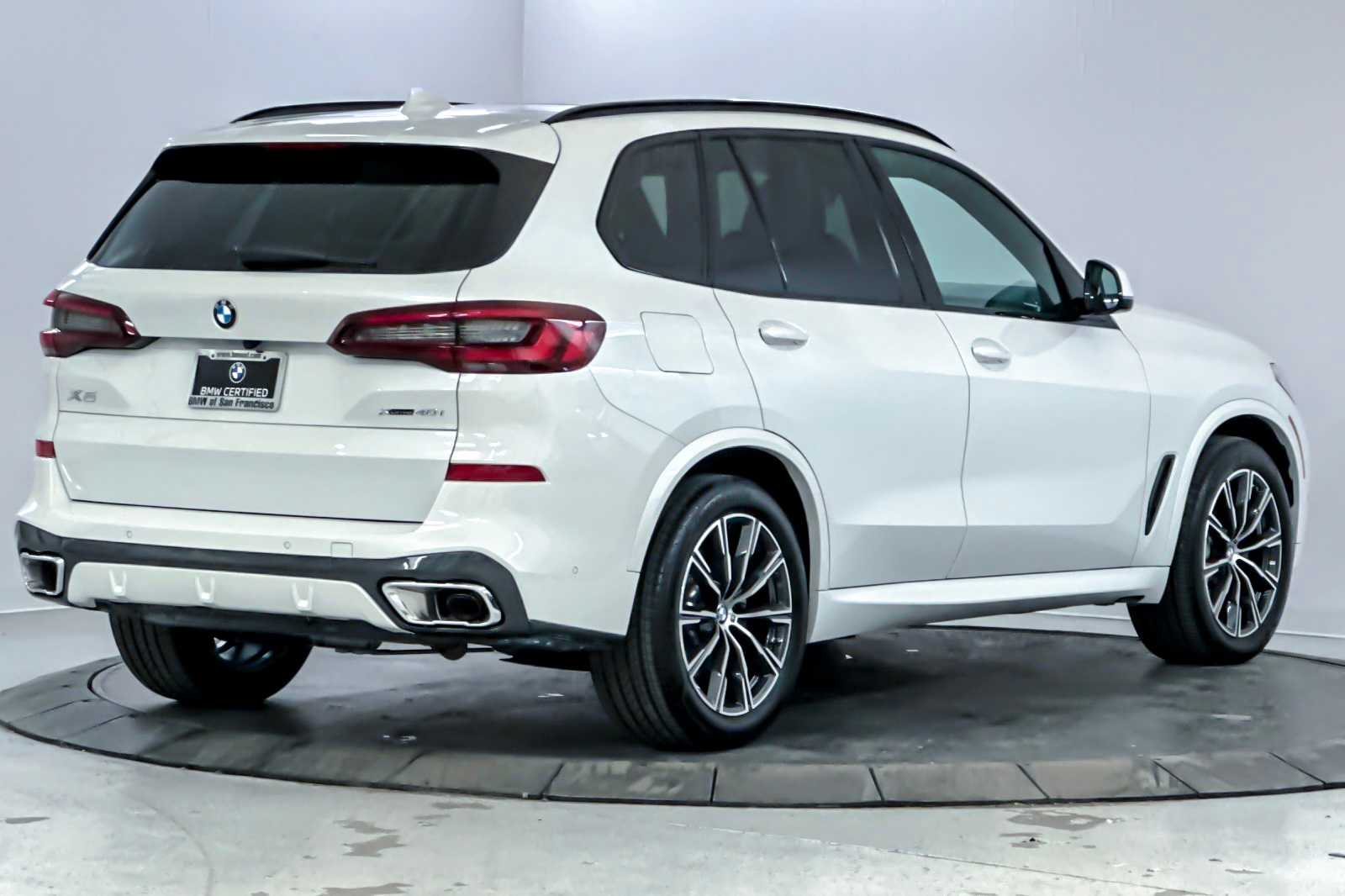 Thumbnail: 2023 BMW X5 - 2