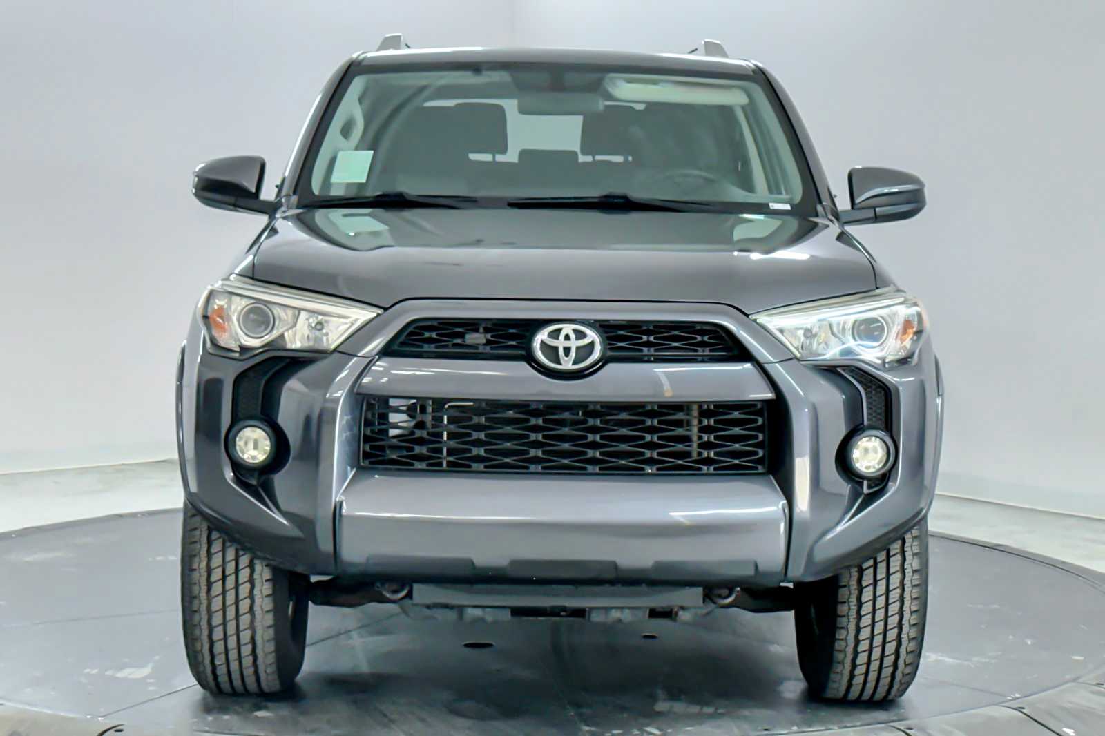 Thumbnail: 2018 Toyota 4Runner - 10