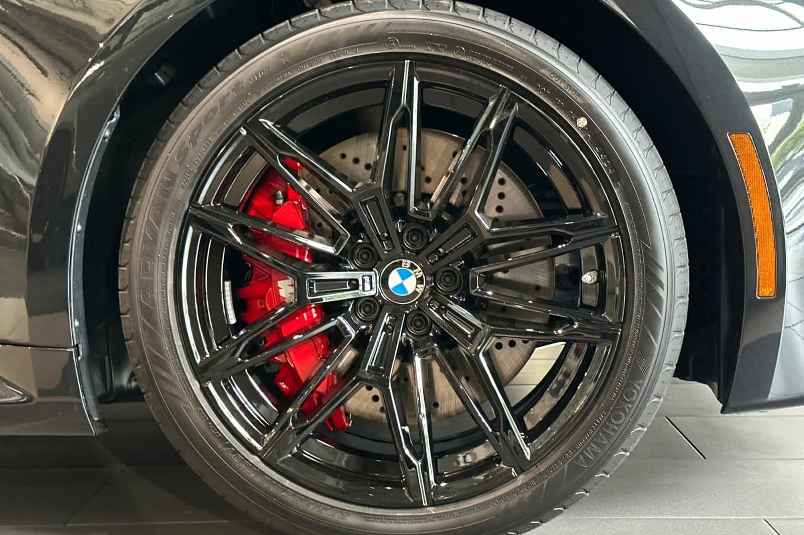 2025 BMW M2  24