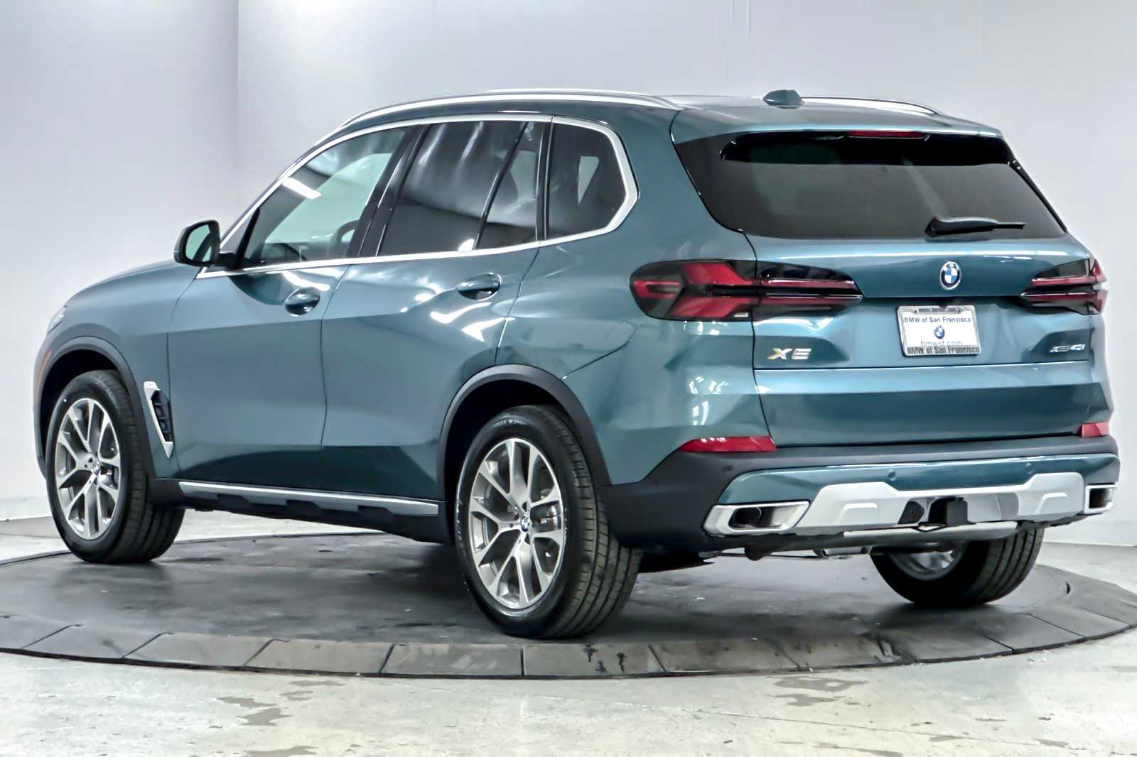 Thumbnail: 2026 BMW X5 - 6