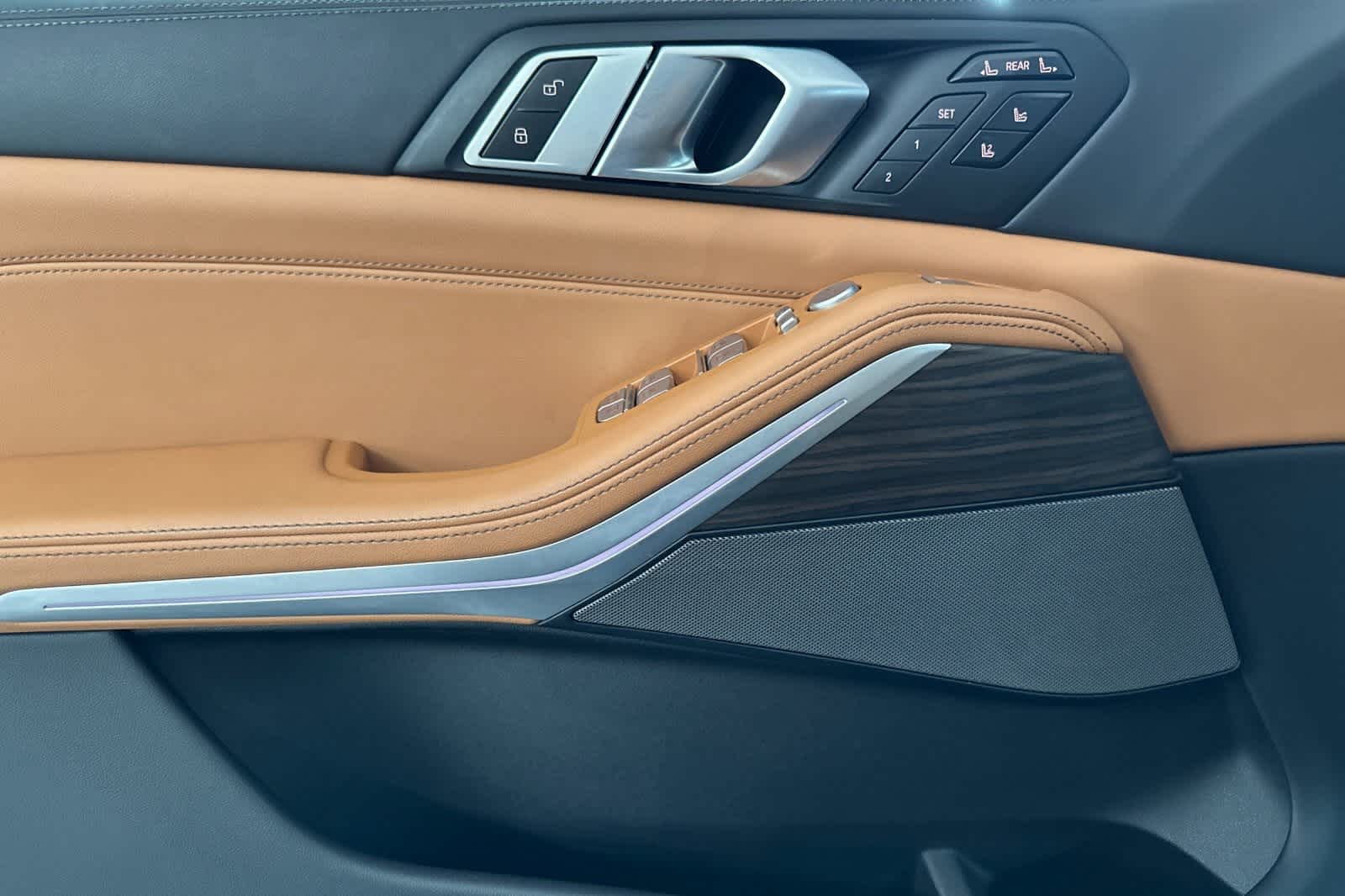 Thumbnail: 2023 BMW X7 - 12