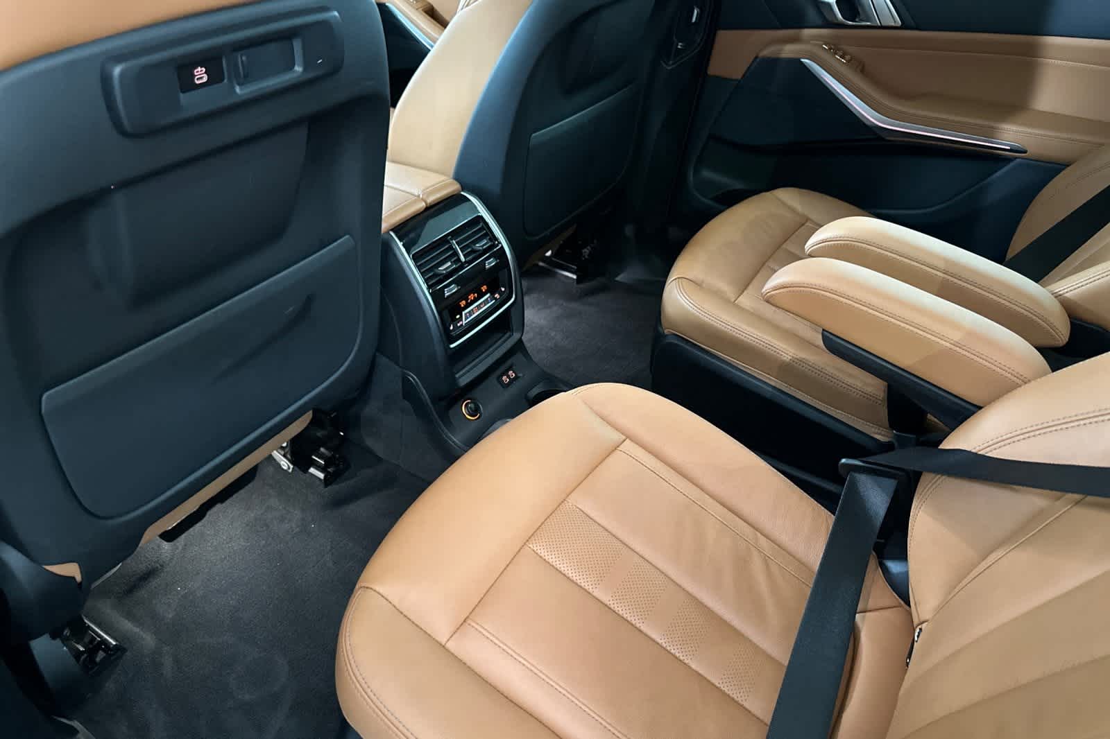2022 BMW X7 xDrive40i 4