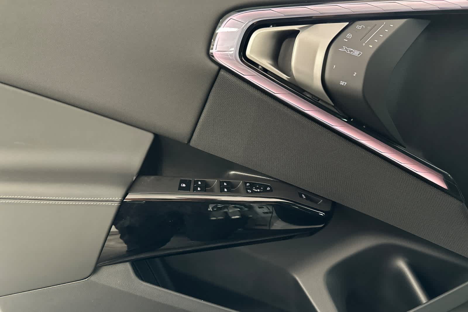 Thumbnail: 2026 BMW X3 - 12