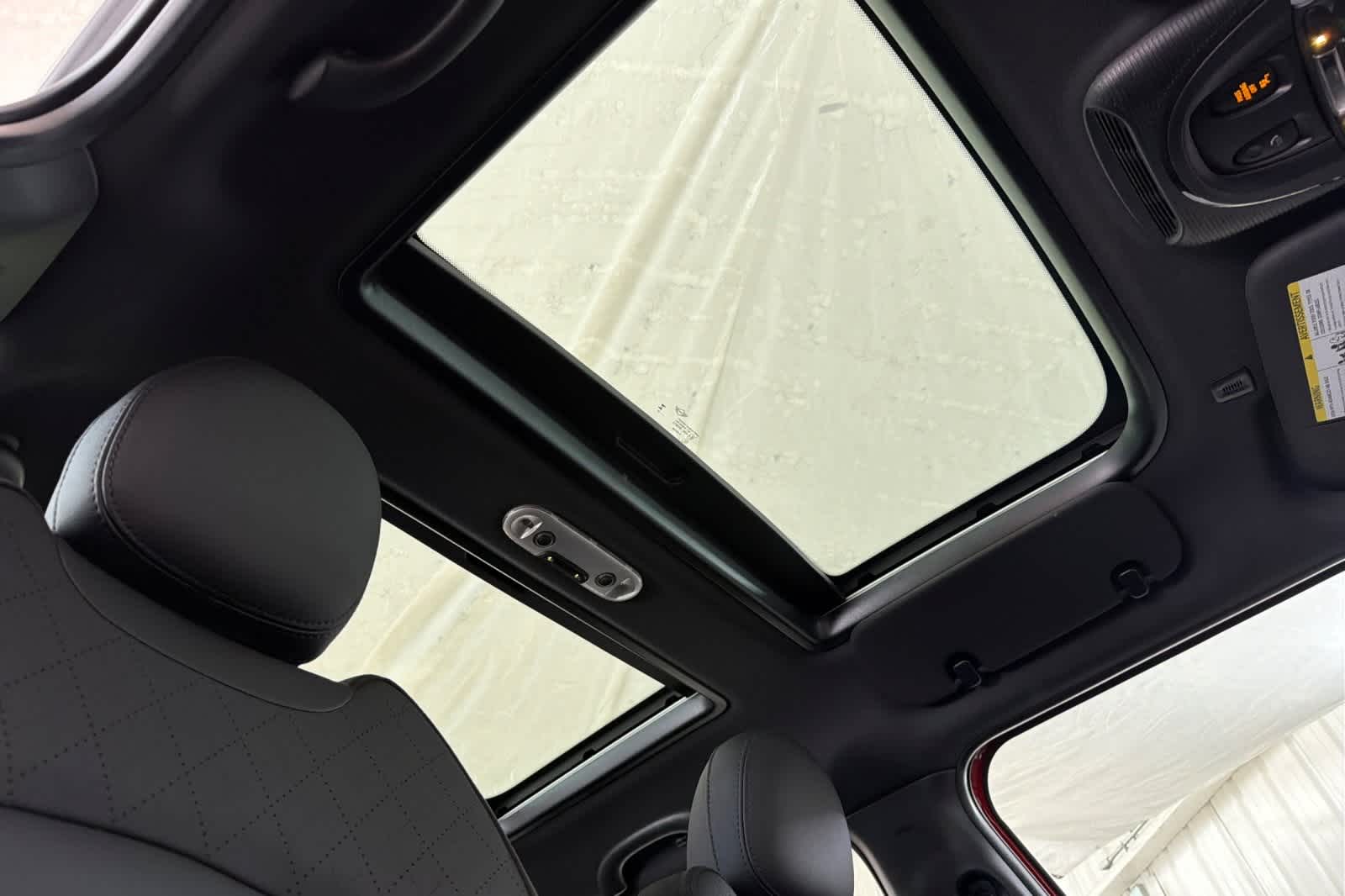 Thumbnail: 2024 MINI Cooper Hardtop - 17