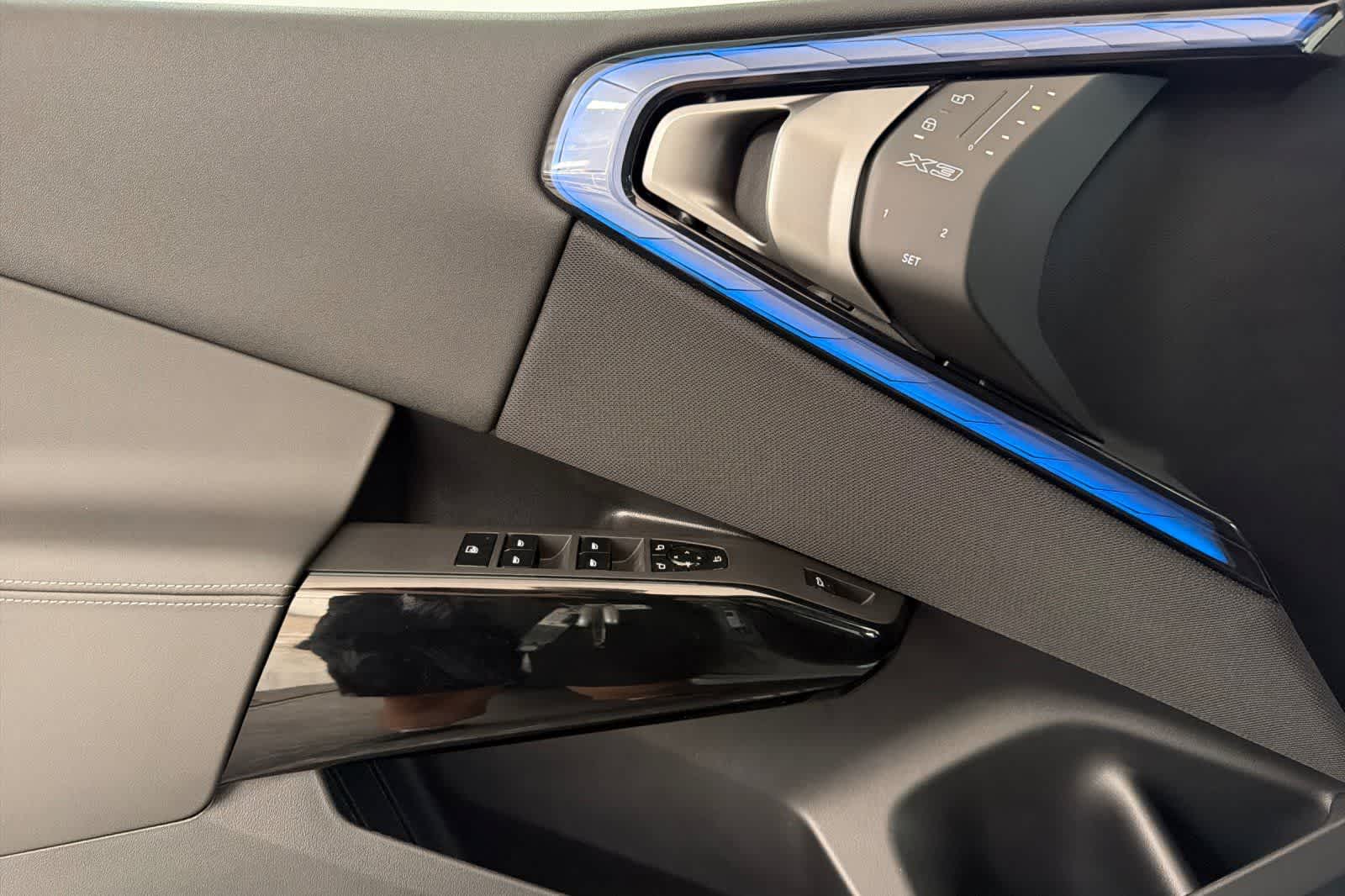 Thumbnail: 2026 BMW X3 - 12