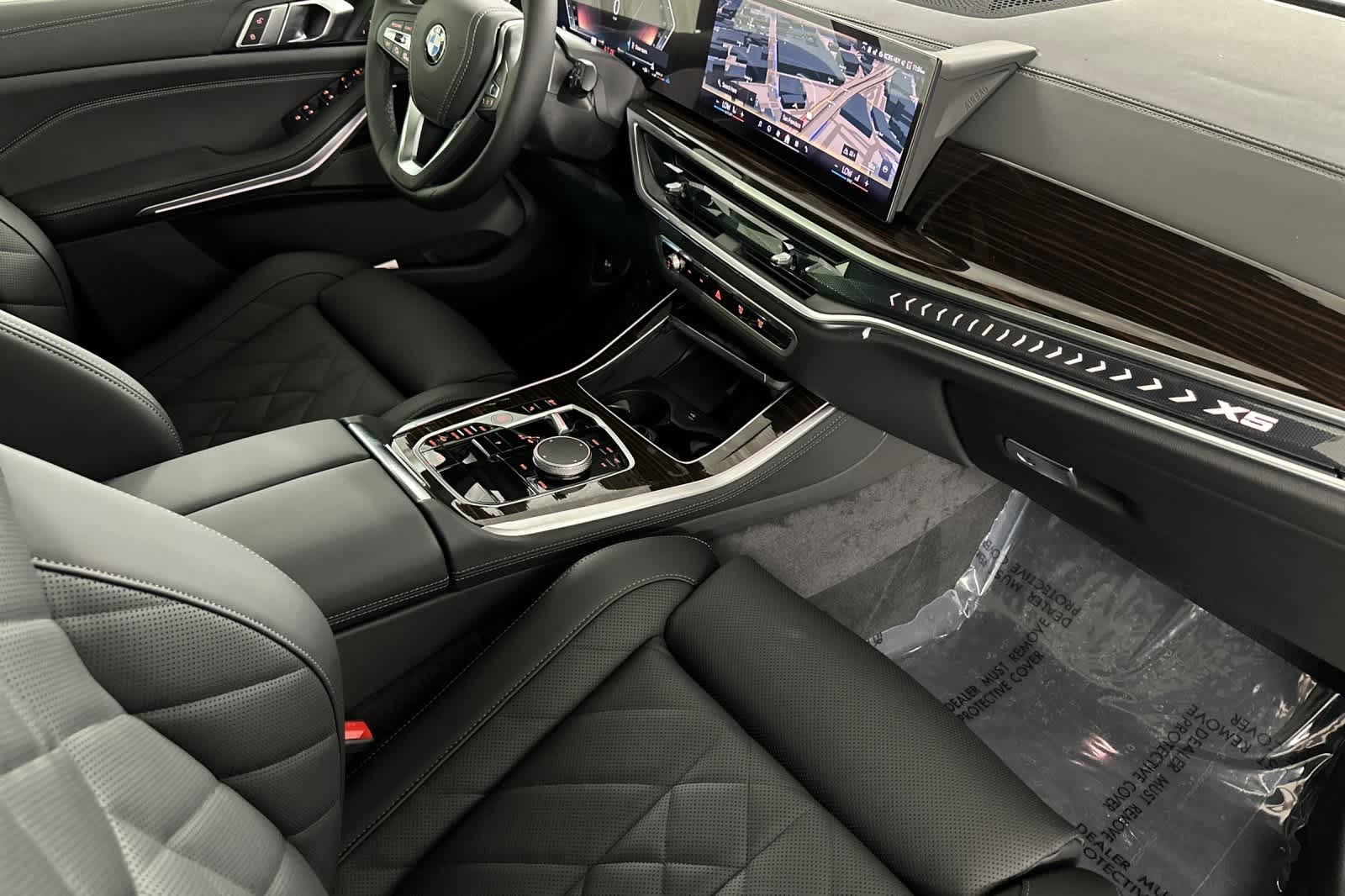 Thumbnail: 2026 BMW X5 - 16