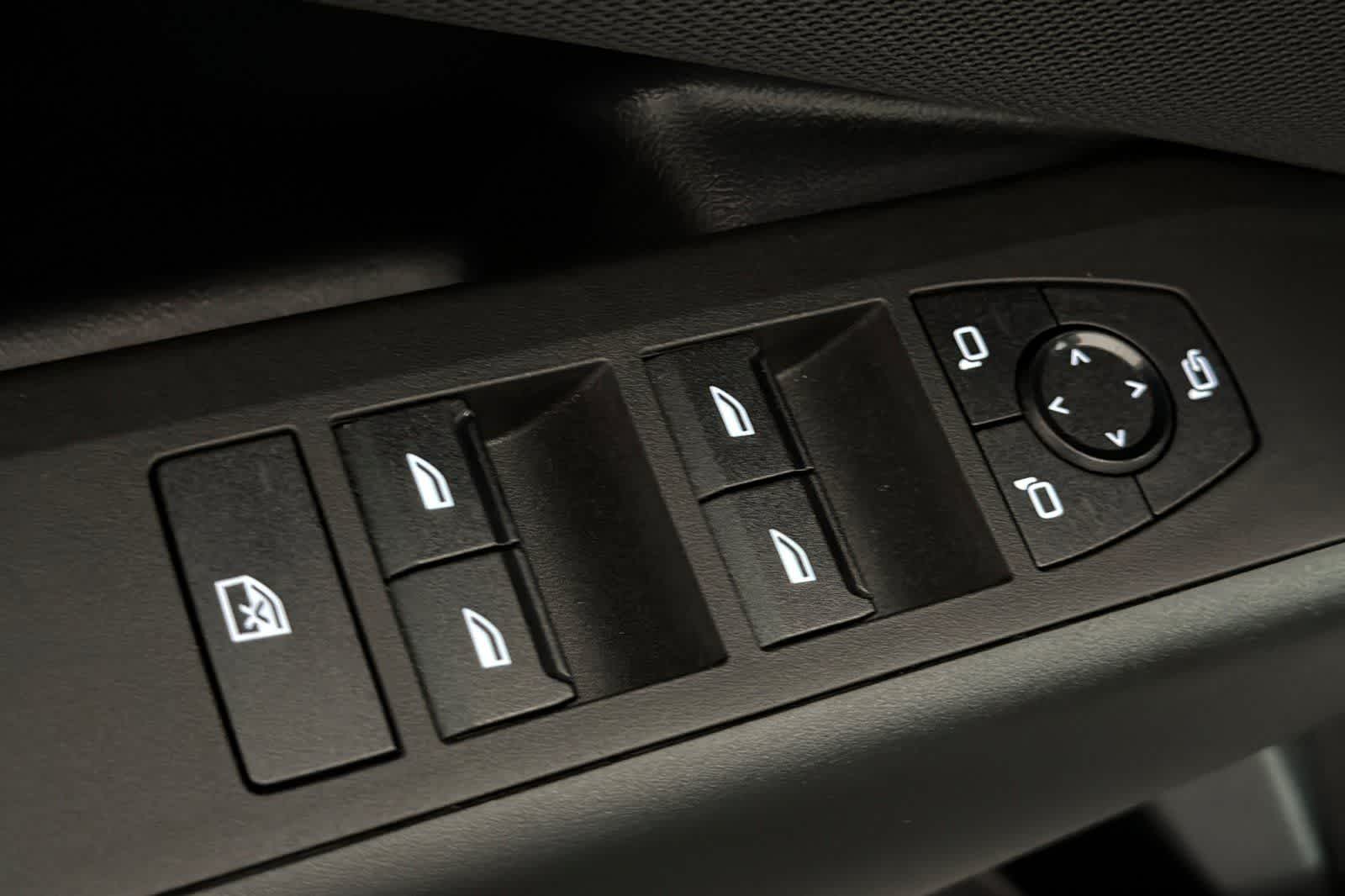 Thumbnail: 2025 BMW X3 - 13