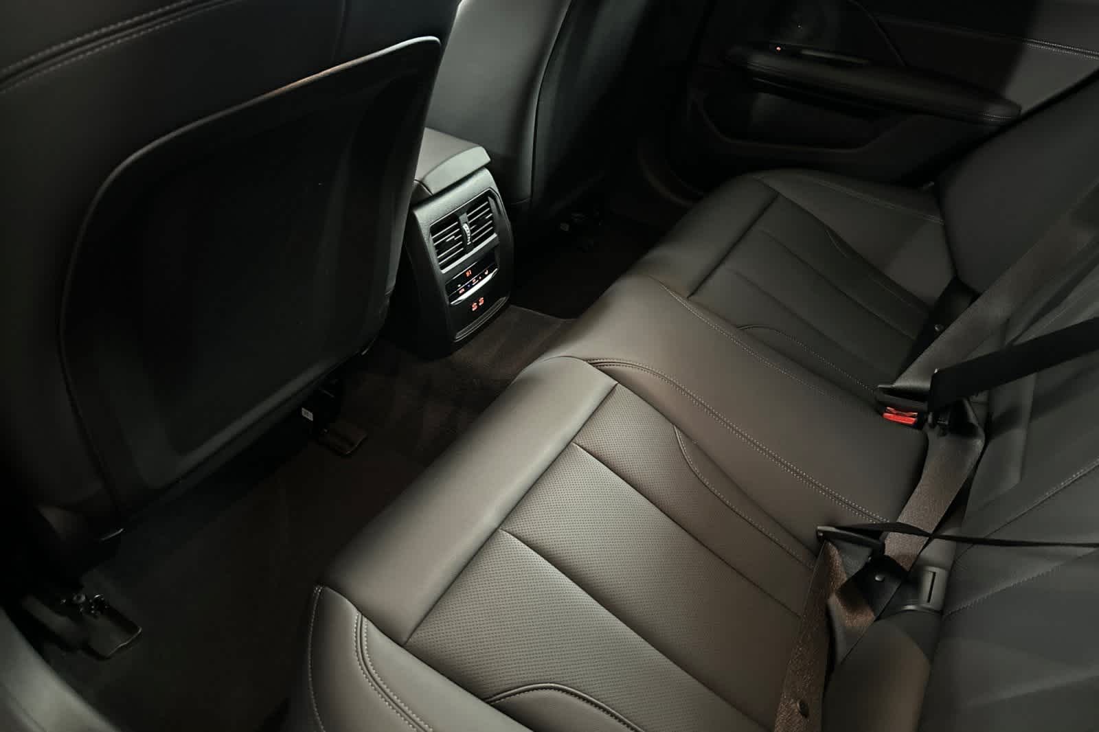 Thumbnail: 2025 BMW i4 - 4