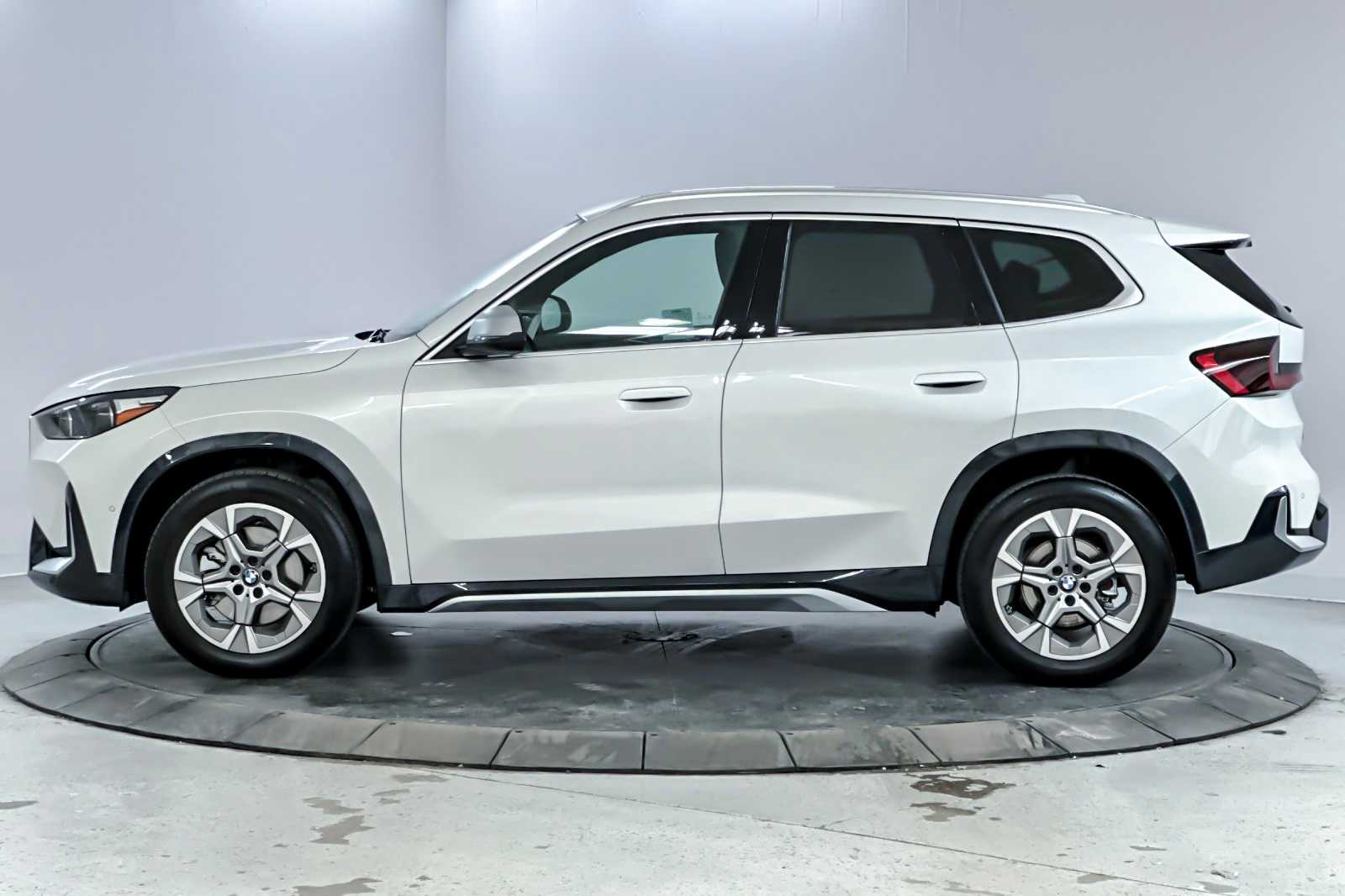 Thumbnail: 2024 BMW X1 - 5