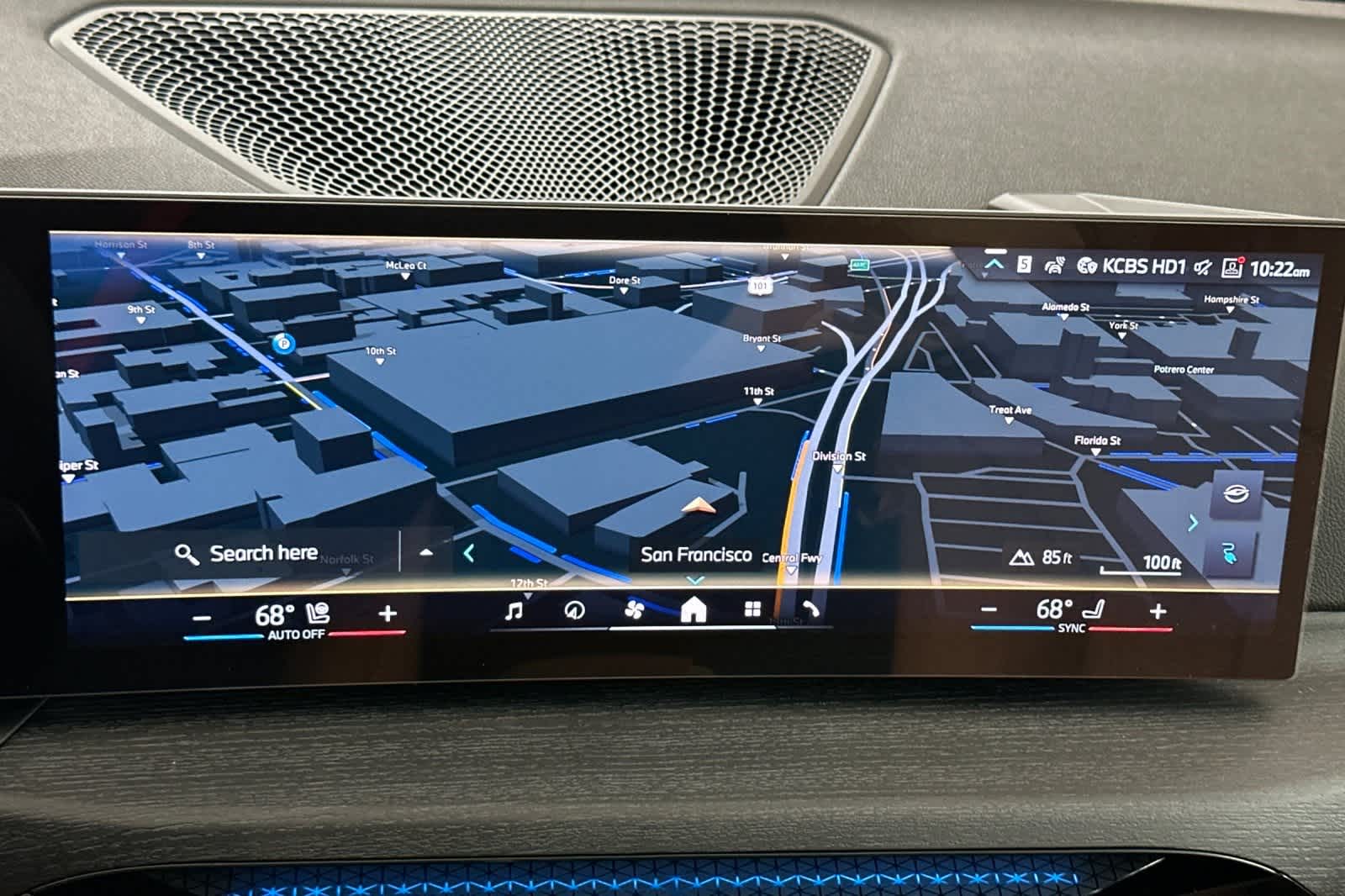 Thumbnail: 2025 BMW i4 - 18