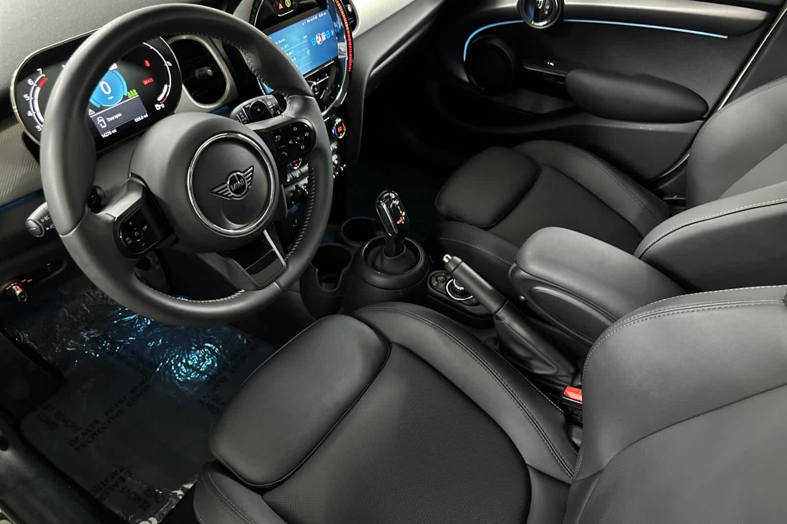 Thumbnail: 2023 MINI Cooper Hardtop - 11