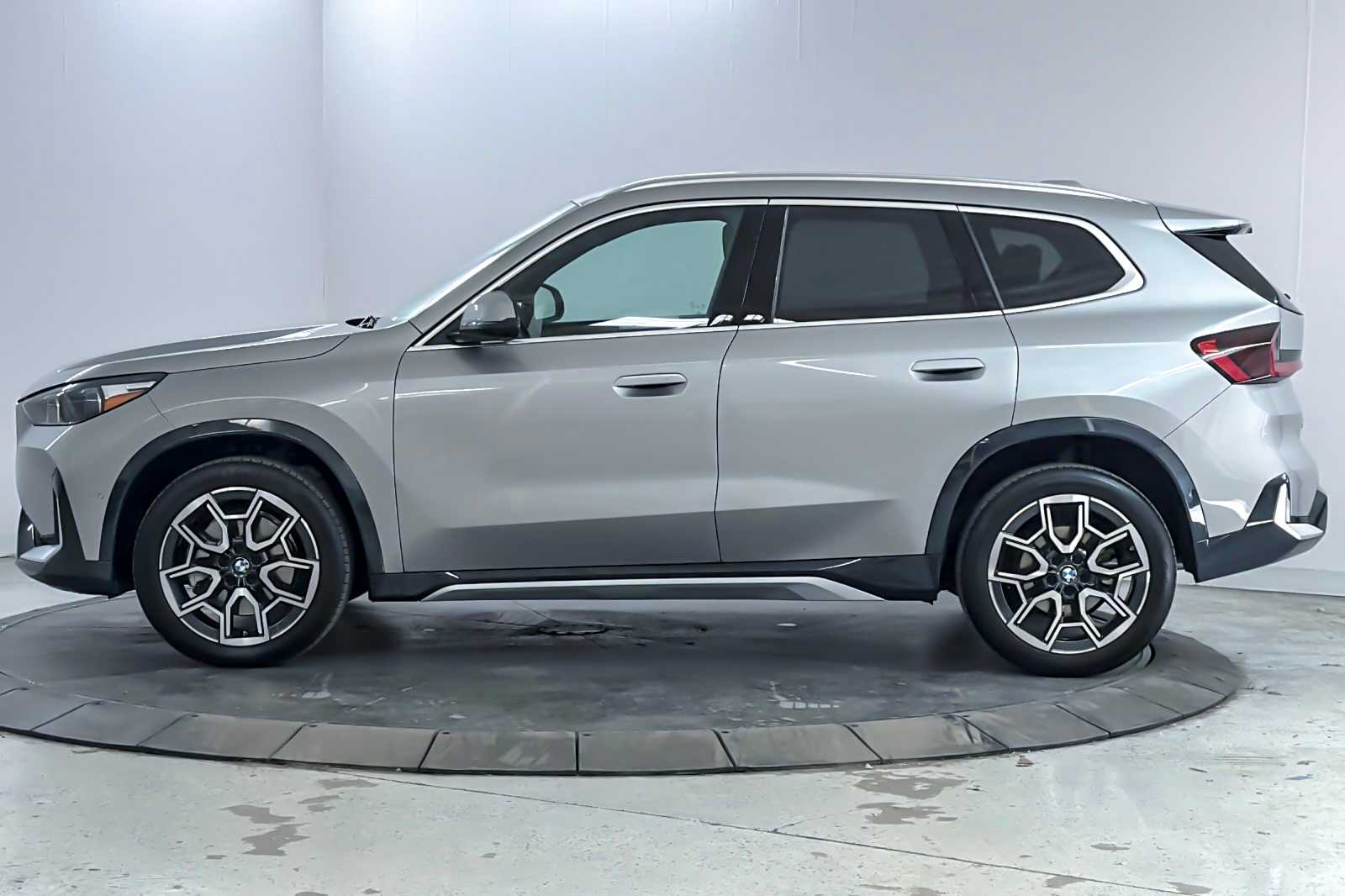 Thumbnail: 2025 BMW X1 - 5