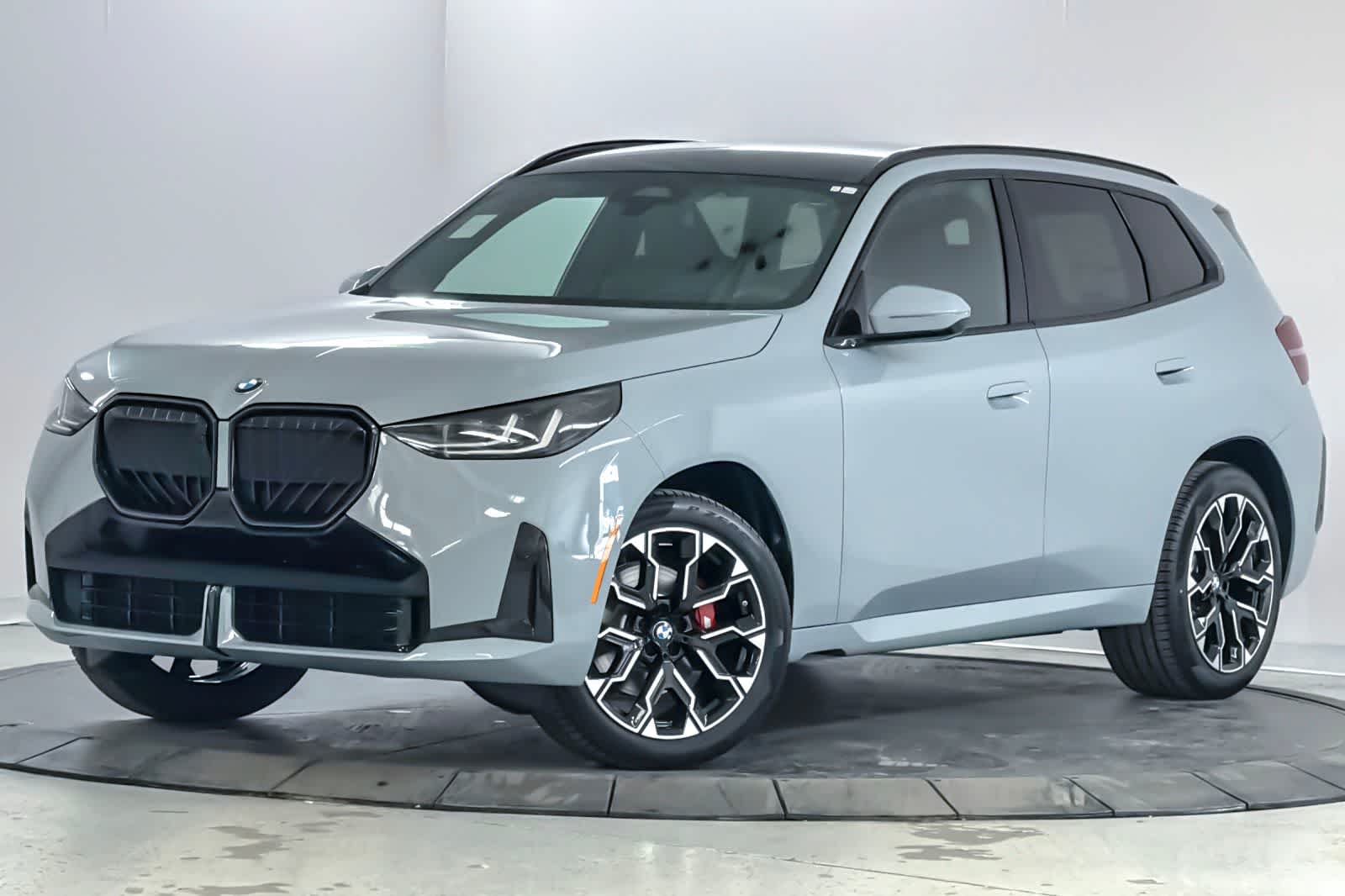 Thumbnail: 2026 BMW X3 - 1