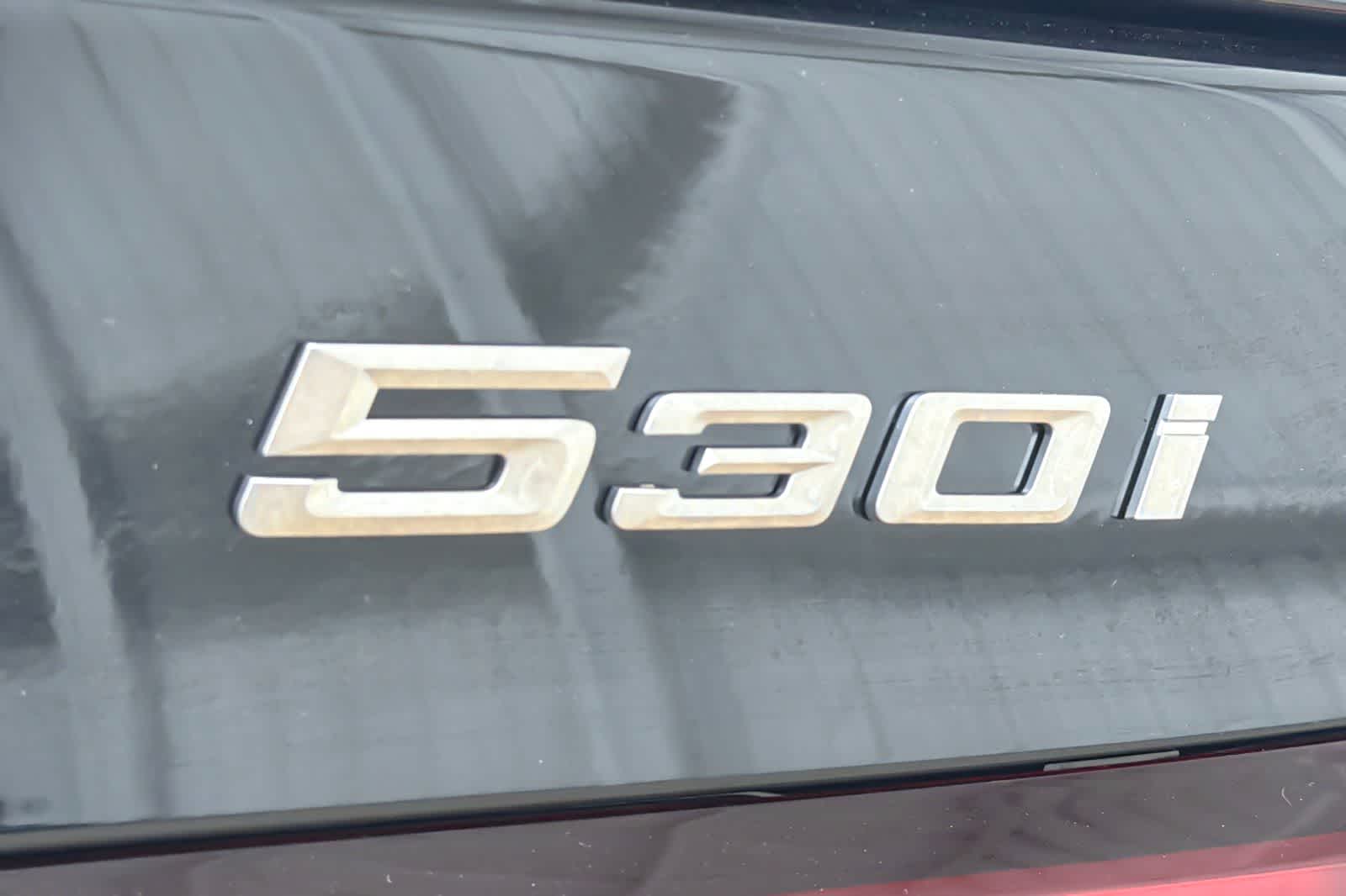 Thumbnail: 2027 BMW 5 Series - 25