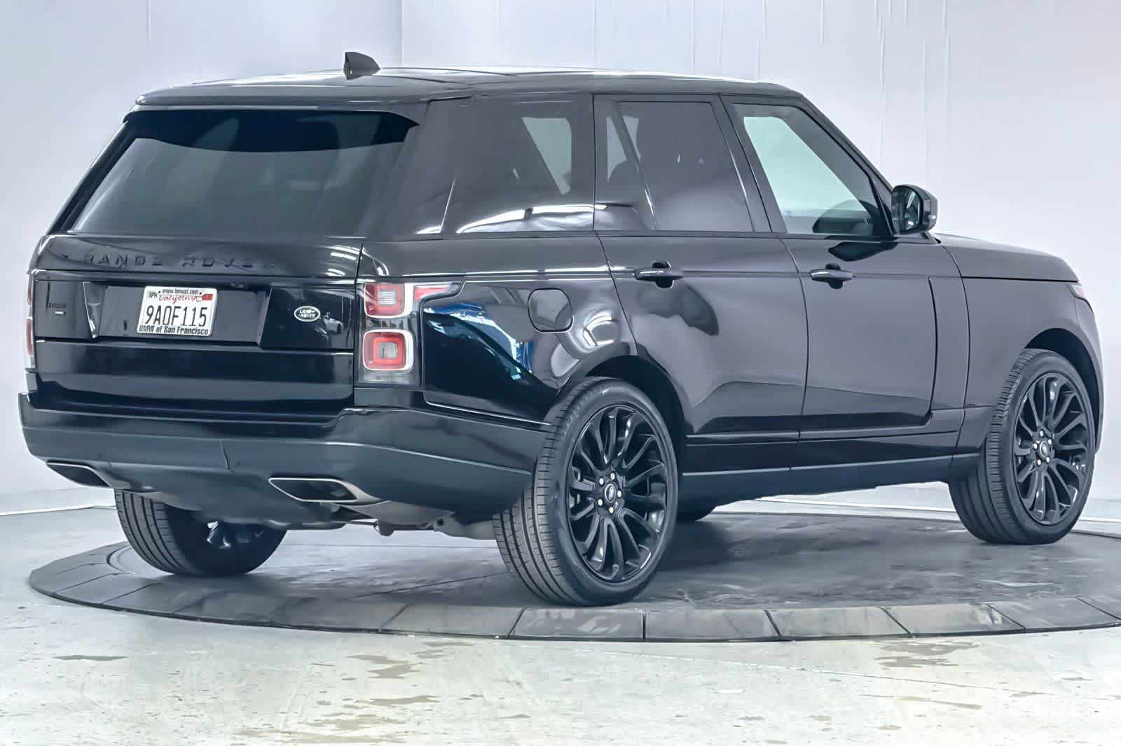 Thumbnail: 2022 Land Rover Range Rover - 2