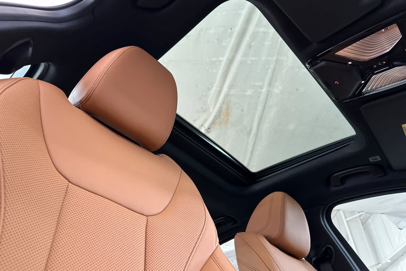 Thumbnail: 2026 BMW 3 Series - 16